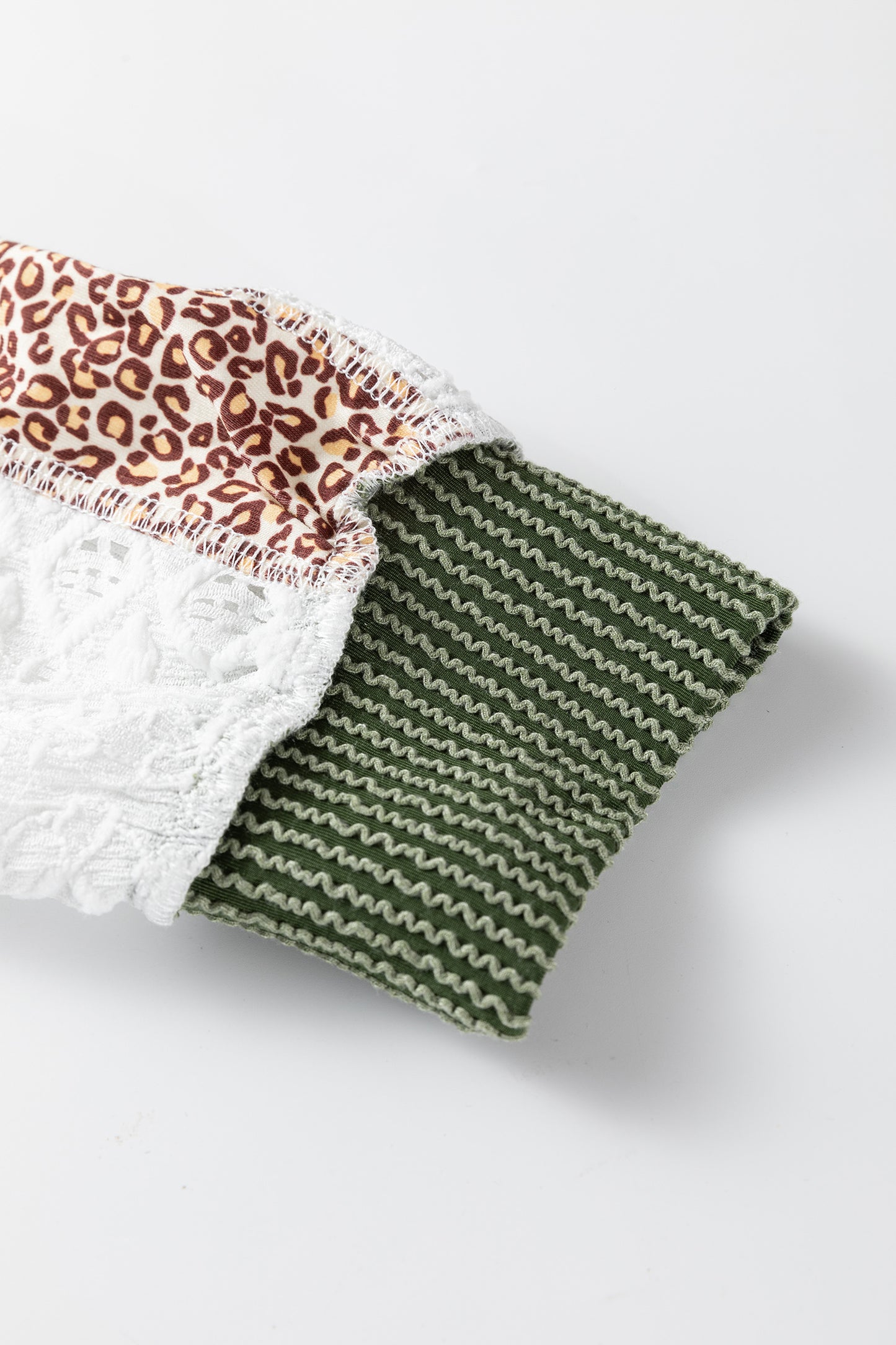 Vineyard Green Twisted Ribbed Leopard Lace Contrast Patchwork Long Sleeve Top-Tops/Long Sleeve Tops-[Adult]-[Female]-2022 Online Blue Zone Planet