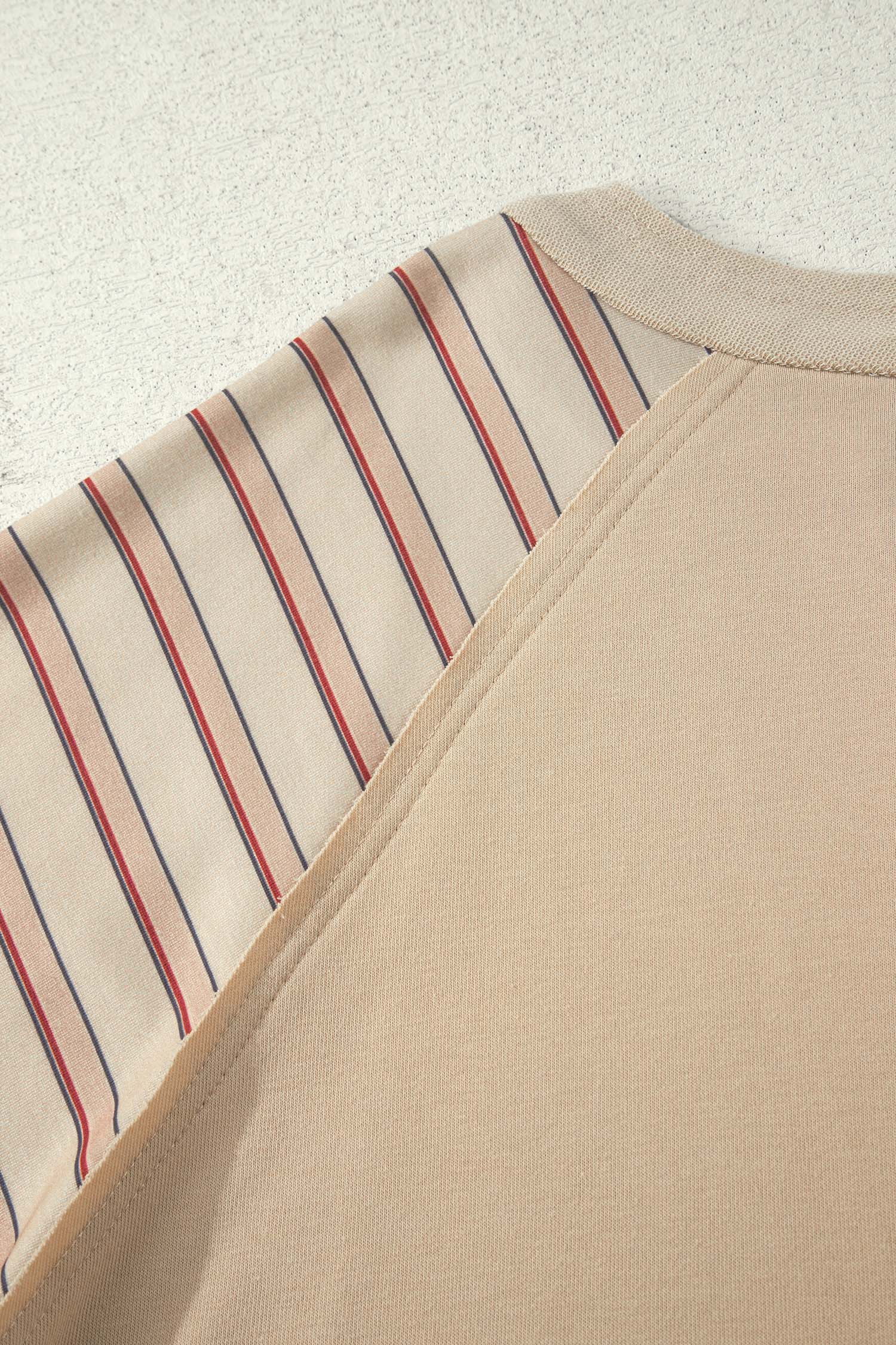 Parchment Striped Raglan Sleeve Notched Neck Raw Edge Plus Size Jumper-Plus Size/Plus Size Tops/Plus Size Long Sleeve Tops-[Adult]-[Female]-2022 Online Blue Zone Planet