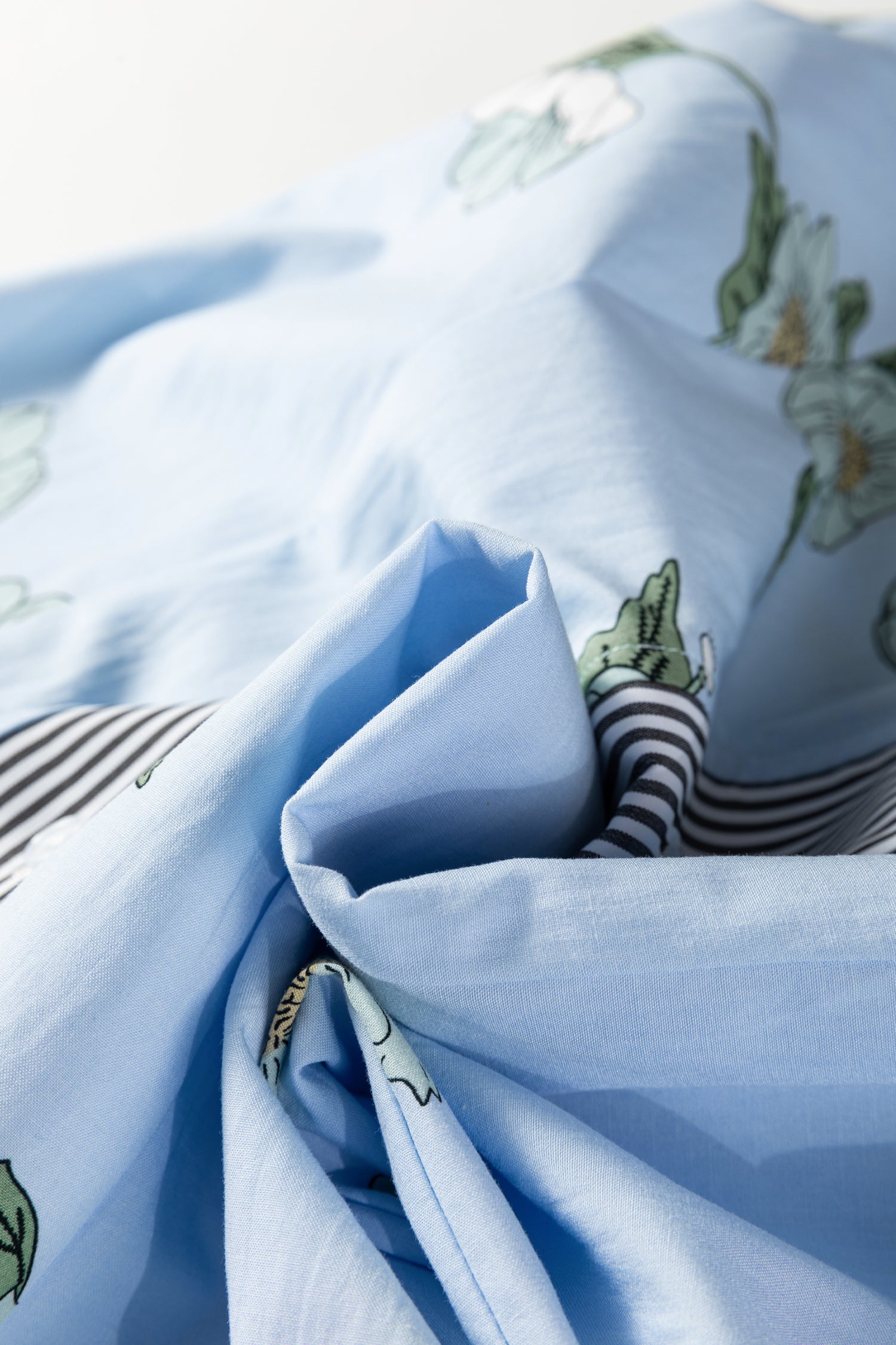 Sky Blue Floral Print Contrast Striped Trim Ruffled V Neck Fall Blouse-Tops/Blouses & Shirts-[Adult]-[Female]-2022 Online Blue Zone Planet