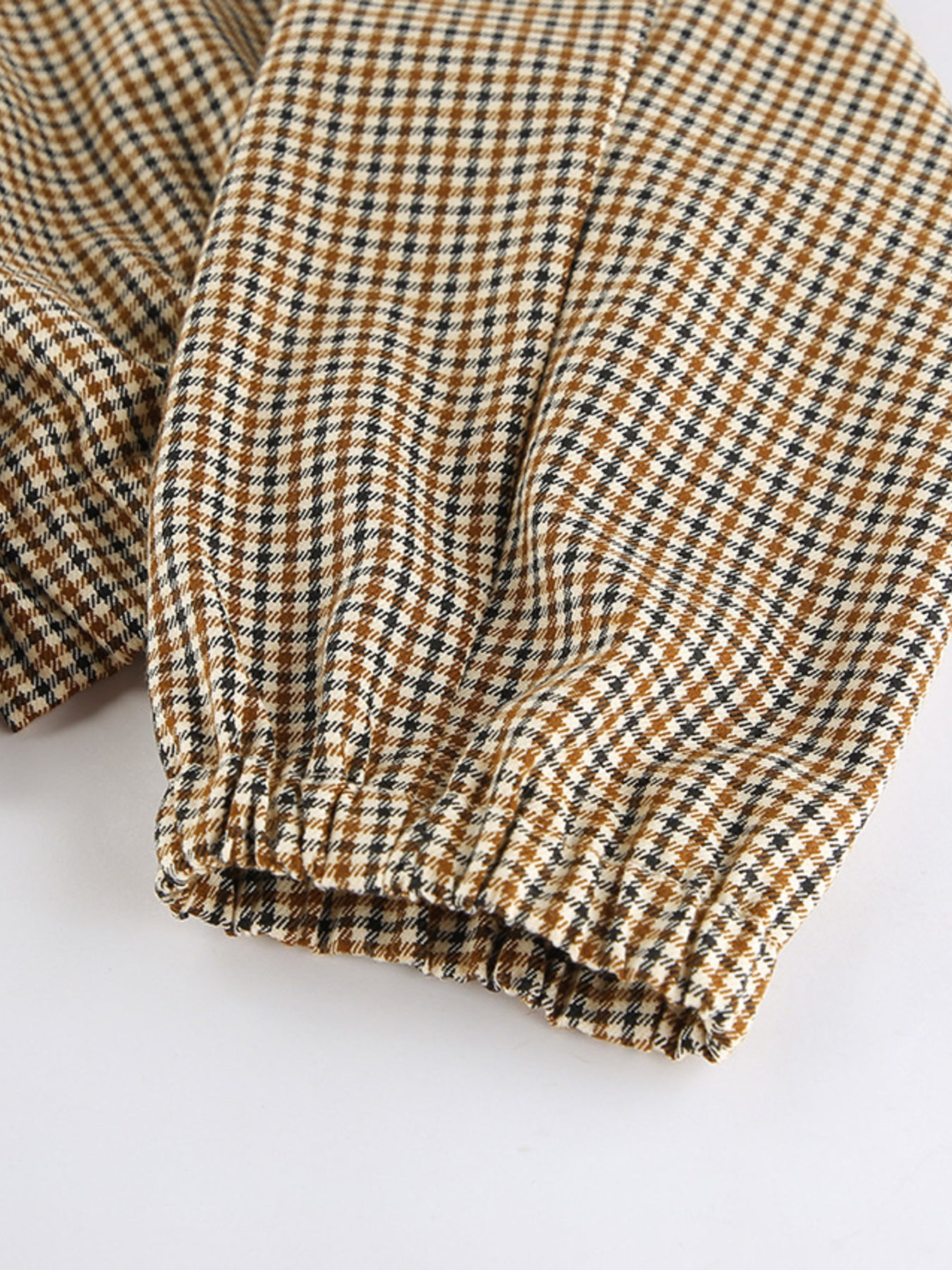 6339064472f947269528bd0b46f20aa3-Max