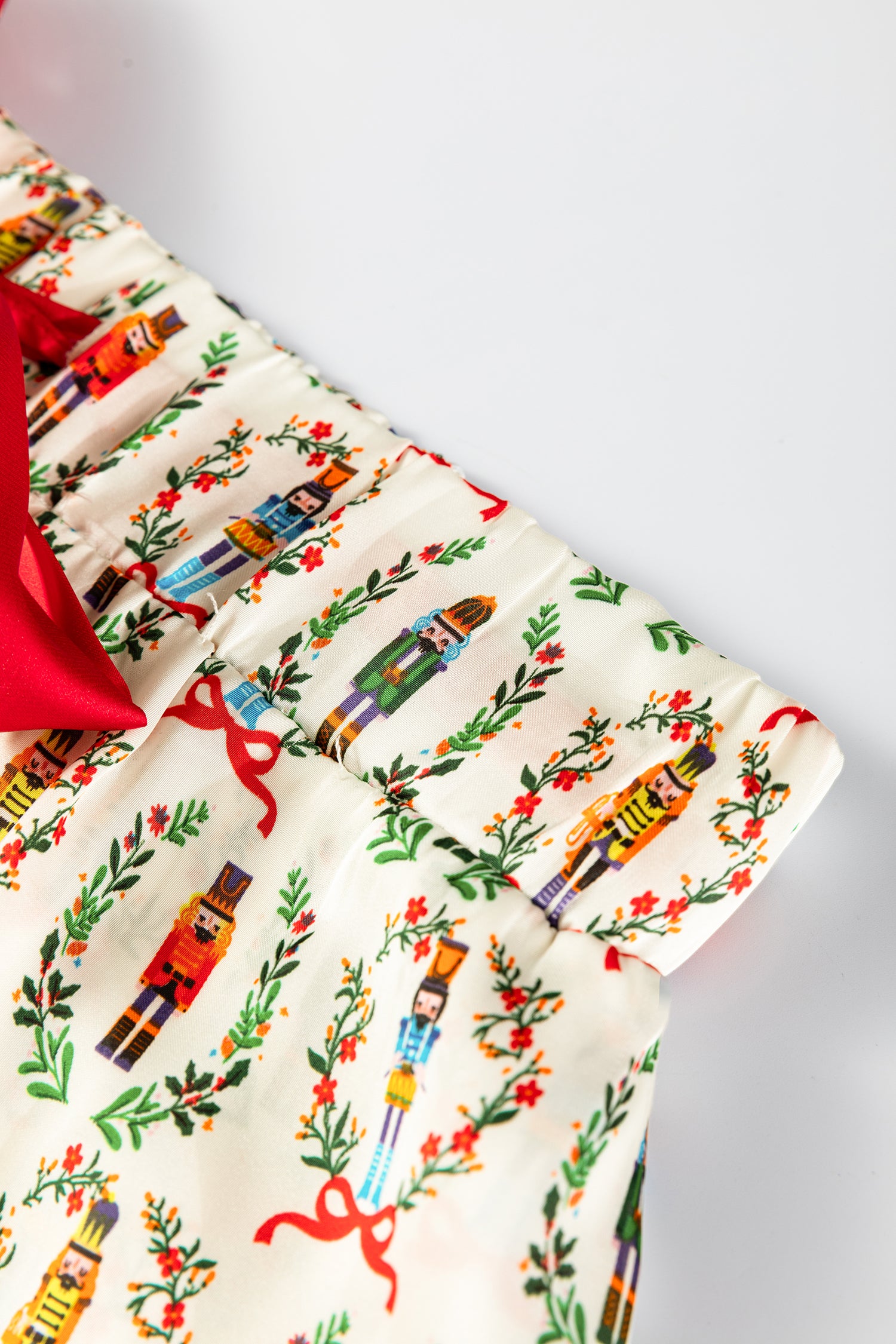 Beige Nutcracker Print Contrast Trim Tied up Bow Silky 2pcs Pajama Set-Loungewear & Sleepwear/Sleepwear-[Adult]-[Female]-2022 Online Blue Zone Planet