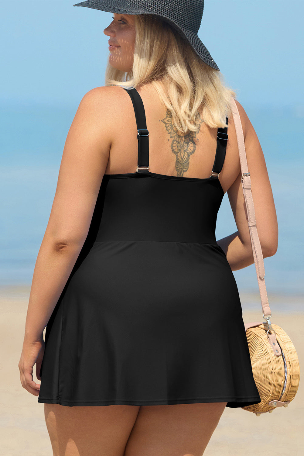 Black Solid Color Square Neck Knotted Plus Size One Piece Swimsuit-Plus Size/Plus Size Swimwear-[Adult]-[Female]-2022 Online Blue Zone Planet