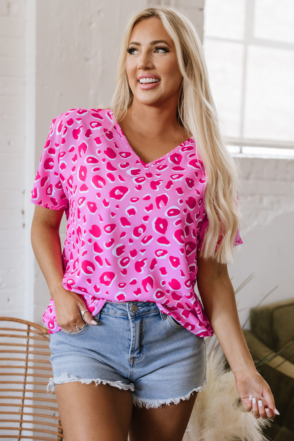 Pink Leopard V Neck Loose Short Sleeve Top-Tops/Tops & Tees-[Adult]-[Female]-2022 Online Blue Zone Planet