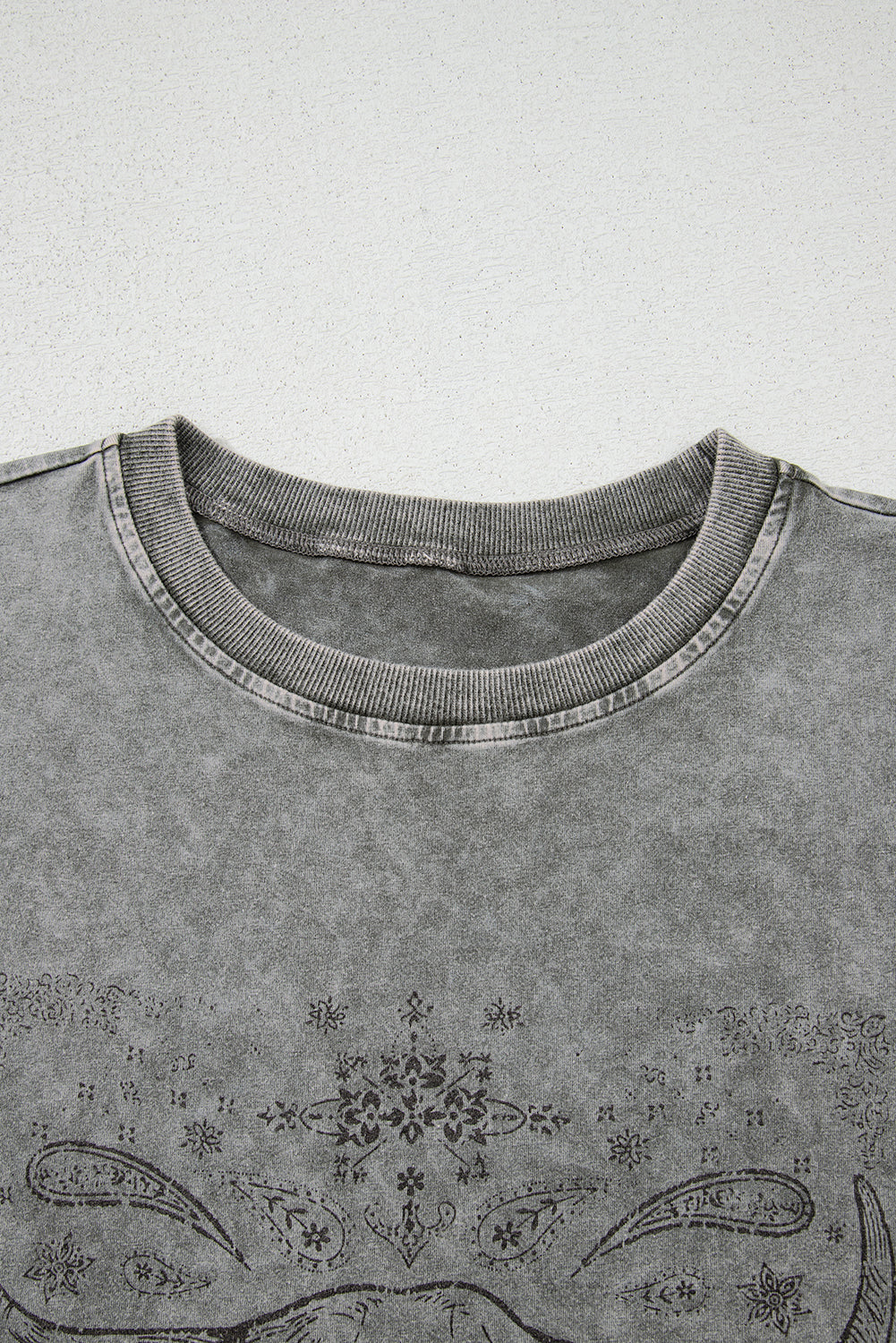 Light Grey Western Steer Head Tie Dye Print Crew Neck T Shirt-Graphic/Graphic Tees-[Adult]-[Female]-2022 Online Blue Zone Planet