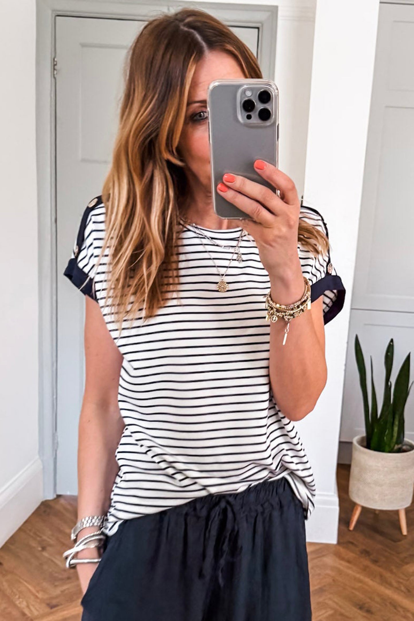 Black Stripe Cuffed Sleeve Button Detail Loose Tee-Tops/Tops & Tees-[Adult]-[Female]-2022 Online Blue Zone Planet