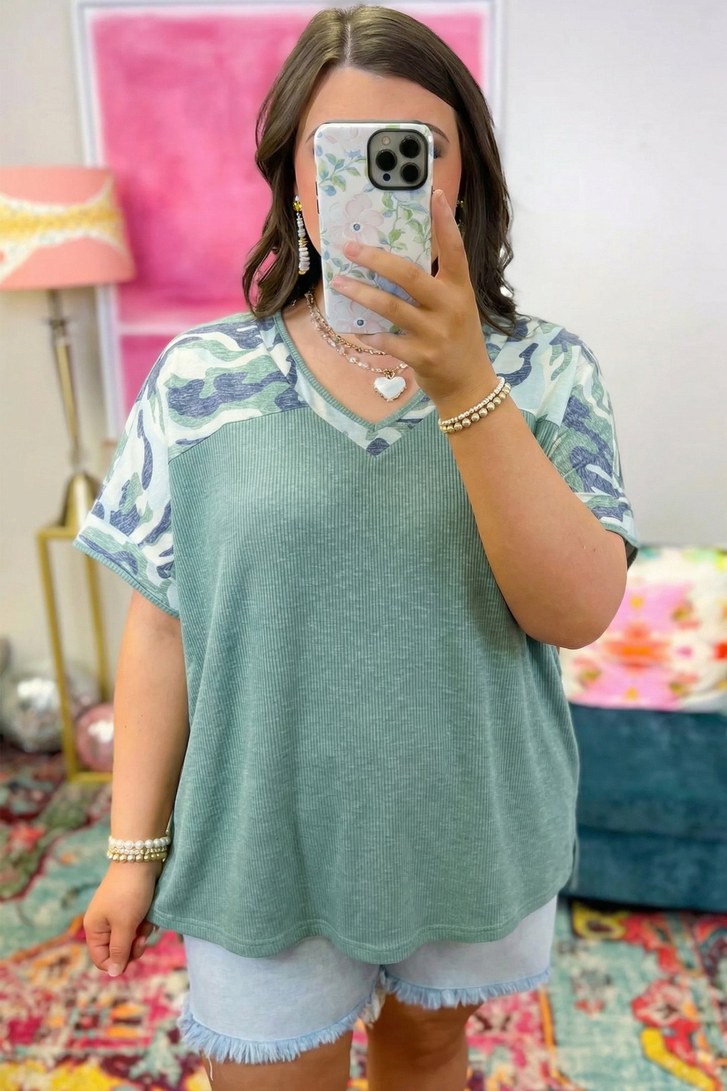 Mist Green Ribbed Camouflage Patchwork Plus Size V Neck Tee-Plus Size/Plus Size Tops/Plus Size Tops & Tees-[Adult]-[Female]-2022 Online Blue Zone Planet