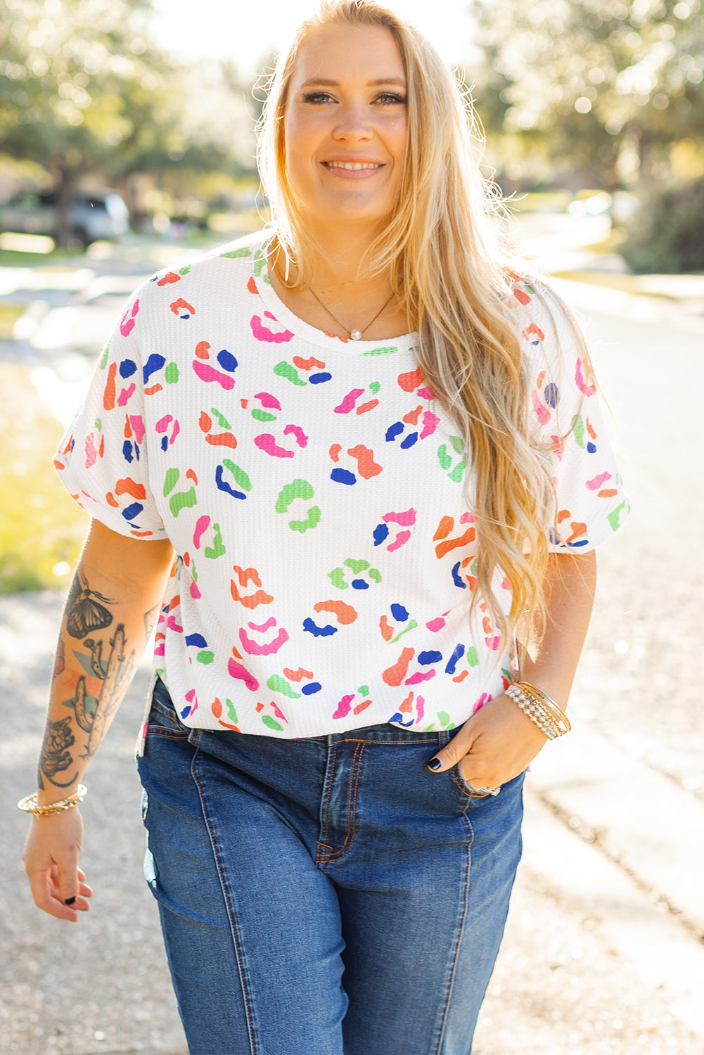 White Multicolor Leopard Print Textured Plus Size T Shirt-Plus Size/Plus Size Tops/Plus Size Blouses & Shirts-[Adult]-[Female]-White-1X-2022 Online Blue Zone Planet