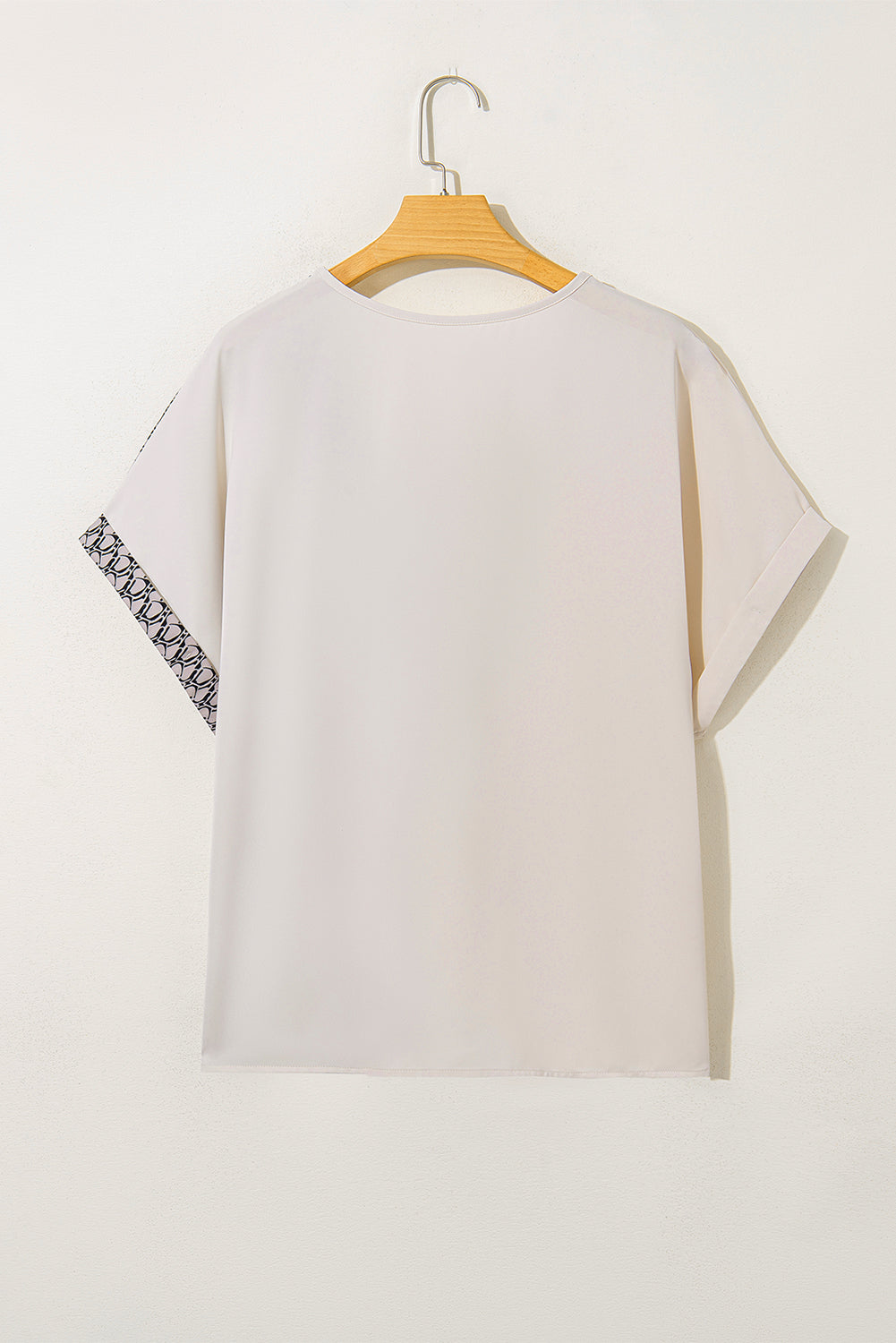 Oatmeal Contrast Geometric Print Patchwork V Neck Short Sleeve Plus Size Top-Plus Size/Plus Size Tops/Plus Size Blouses & Shirts-[Adult]-[Female]-2022 Online Blue Zone Planet
