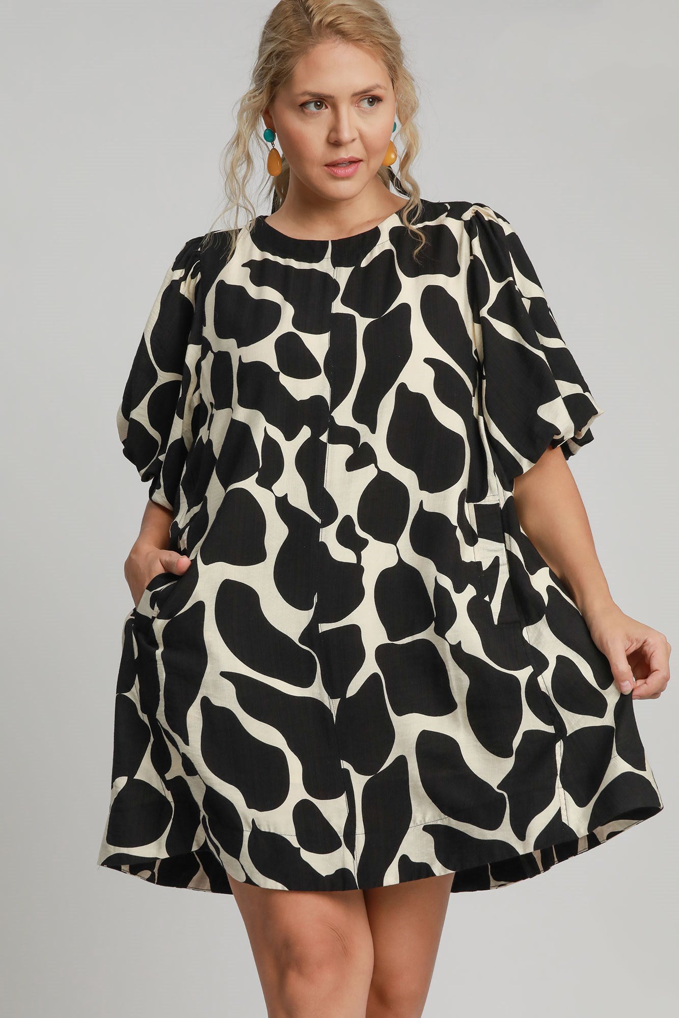 Umgee Full Size Two Tone Abstract Print Puff Sleeve Dress Plus Size-TOPS / DRESSES-[Adult]-[Female]-2022 Online Blue Zone Planet