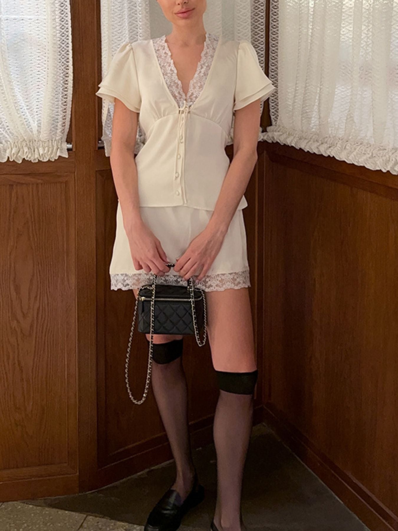 6812bd35-eb27-4595-a715-4ae571c300d2-Max