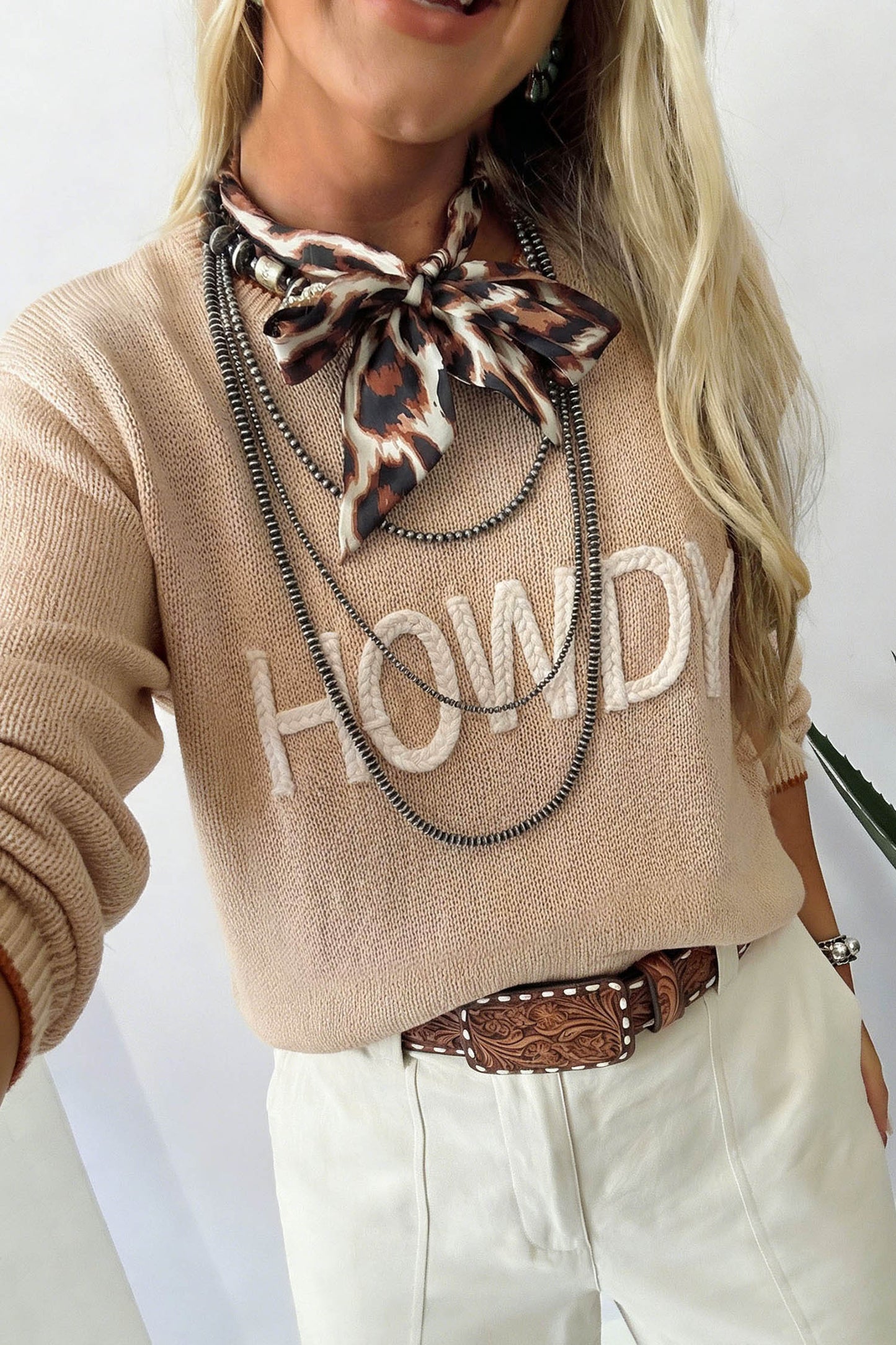 Parchment Corder HOWDY Letter Graphic Crew Neck Relaxed Sweater