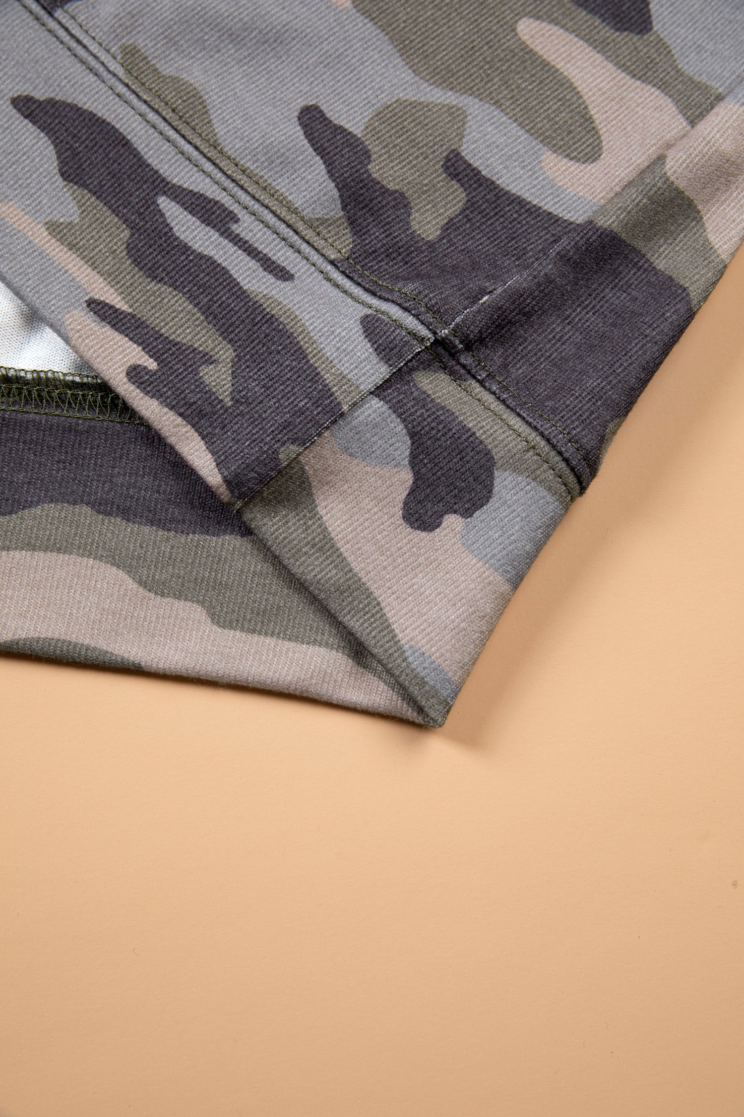 Green Camo Print Long Sleeve Plus Size Blouse-Plus Size/Plus Size Tops/Plus Size Long Sleeve Tops-[Adult]-[Female]-2022 Online Blue Zone Planet