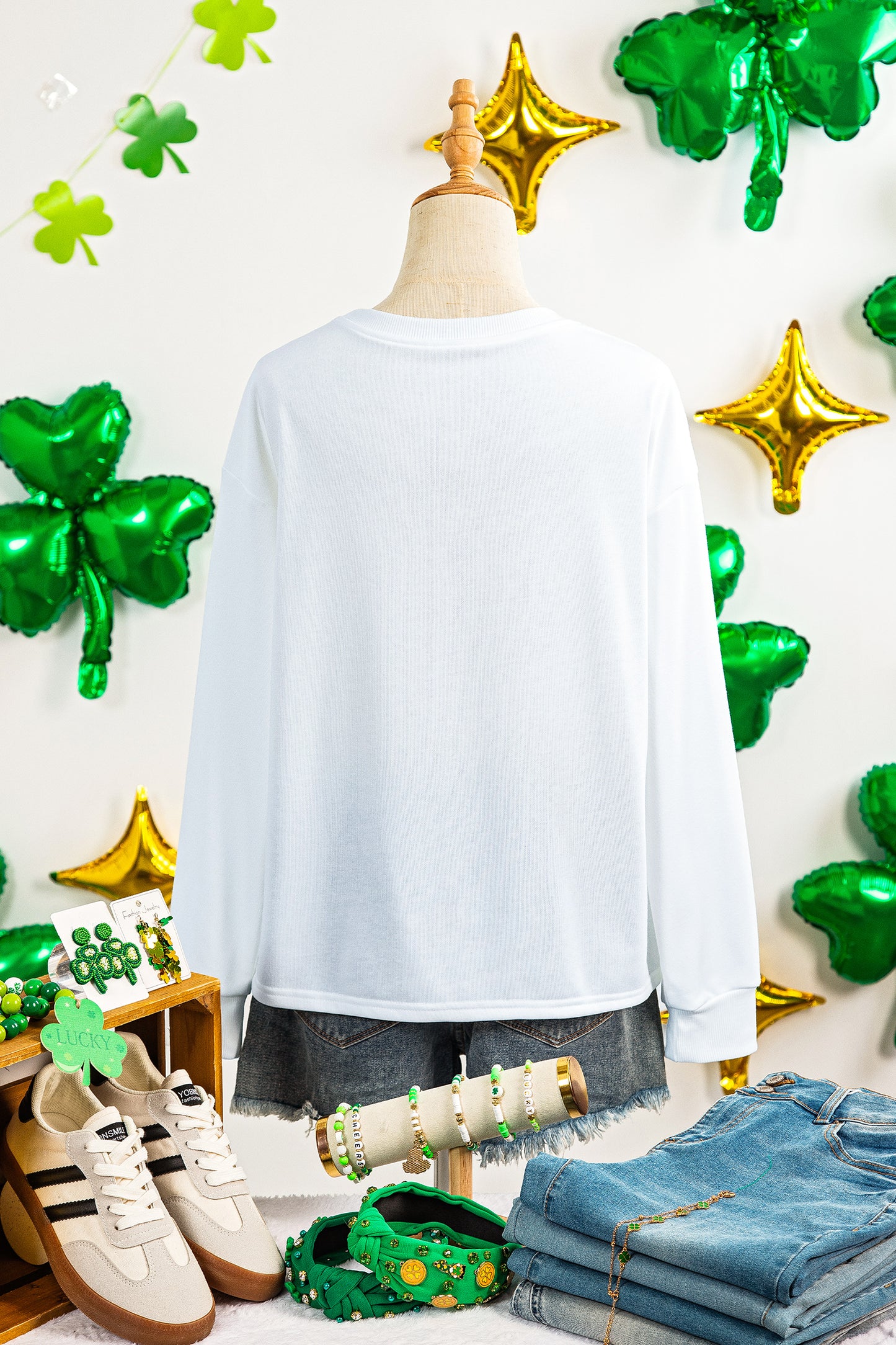 White Embroidered Lucky Clover Graphic Long Sleeve Top-Graphic Long Sleeve Tees-[Adult]-[Female]-2022 Online Blue Zone Planet