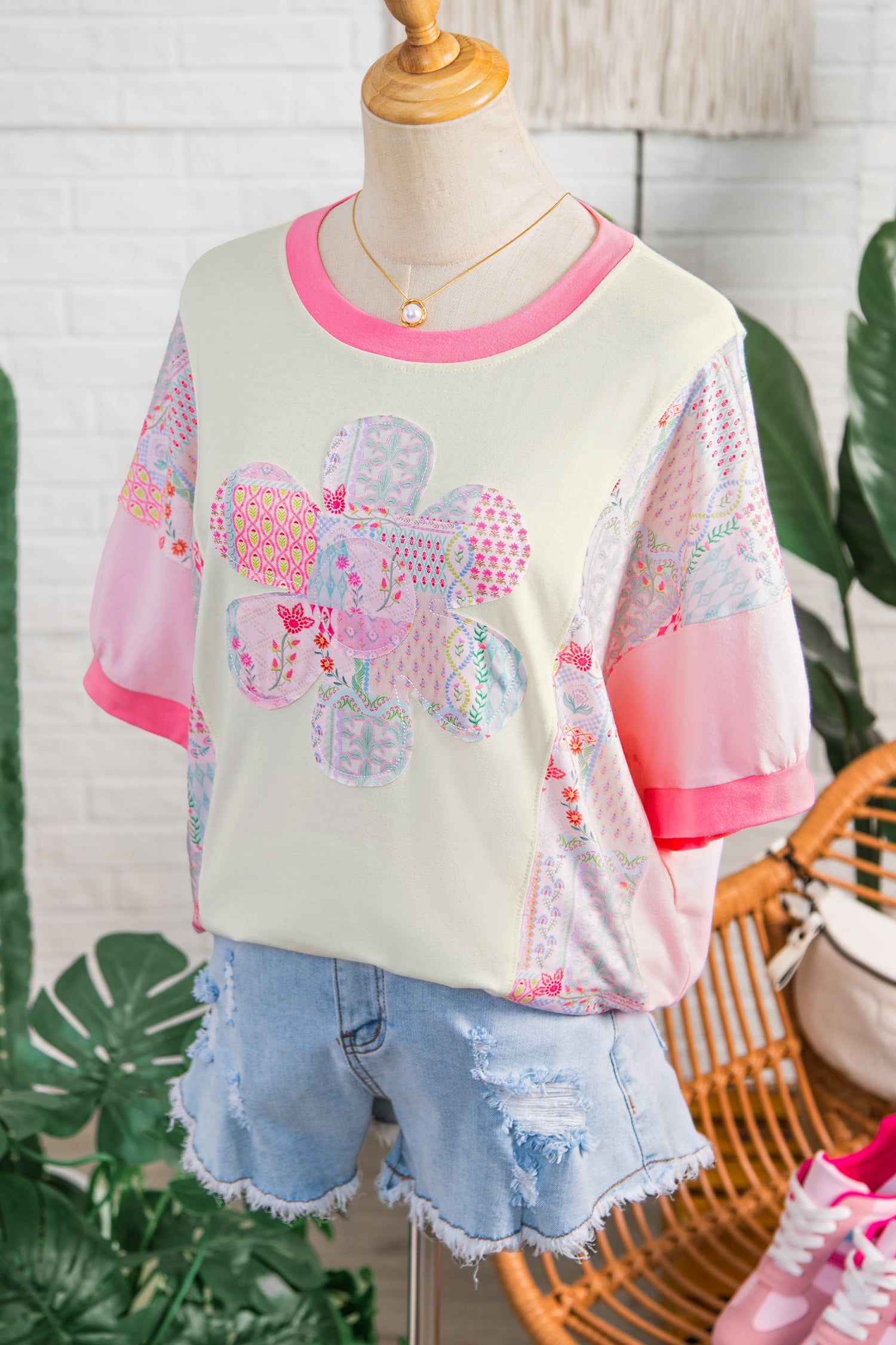 Beige Color Block Floral Patchwork Big Flower Accent Relaxed Top-Tops/Tops & Tees-[Adult]-[Female]-2022 Online Blue Zone Planet