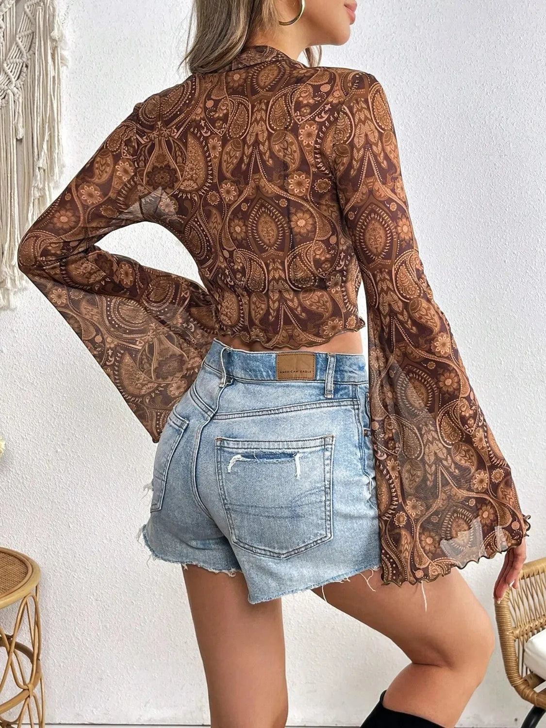 Printed Mock Neck Long Sleeve Cropped T-Shirt – Blue Zone Planet
