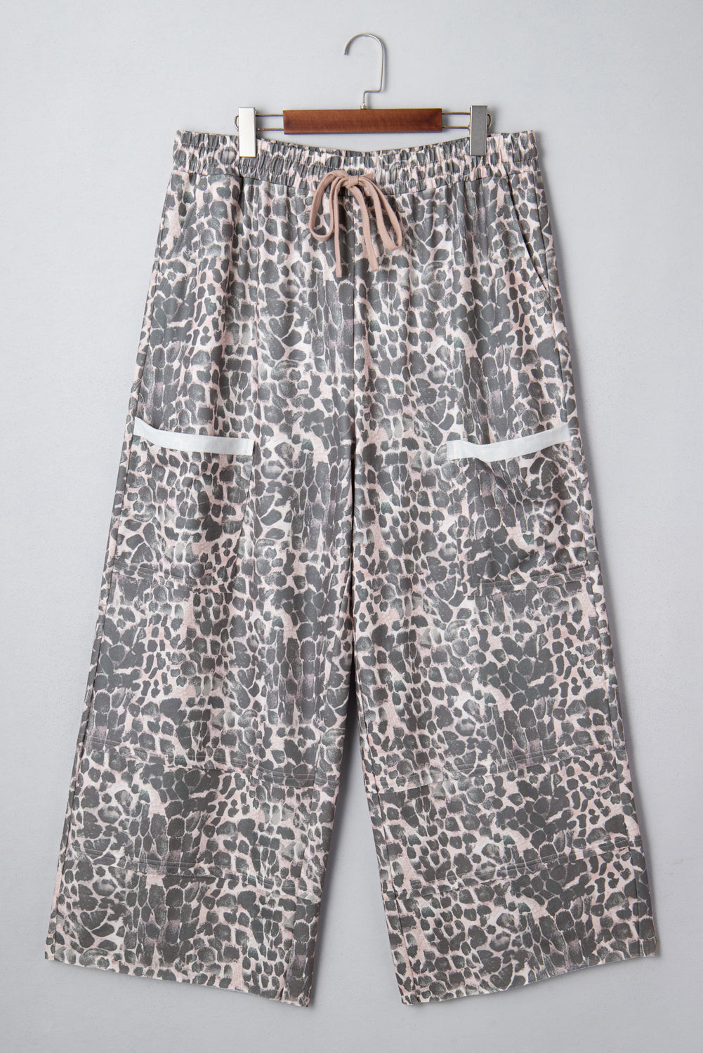 Khaki Plus Size Leopard Print Raw Edge Patch Pocket Drawstring Loose Pants-Plus Size/Plus Size Bottoms-[Adult]-[Female]-2022 Online Blue Zone Planet