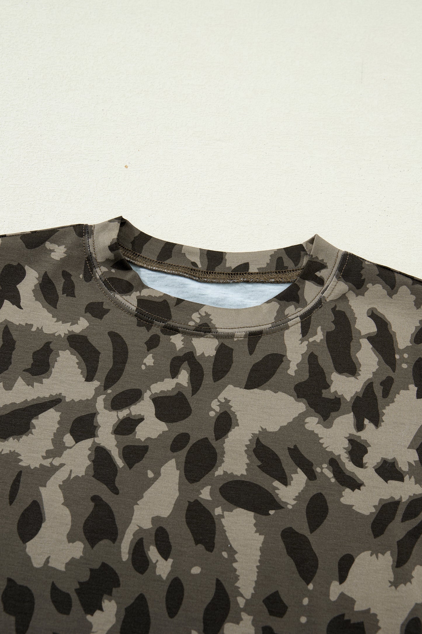 Brown Retro Leopard Print Mock Neck Slim Tee-Tops/Tops & Tees-[Adult]-[Female]-2022 Online Blue Zone Planet
