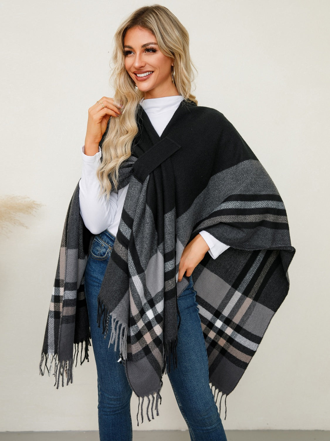 Fringe Contrast Plaid Poncho-TOPS / DRESSES-[Adult]-[Female]-Black-One Size-2022 Online Blue Zone Planet