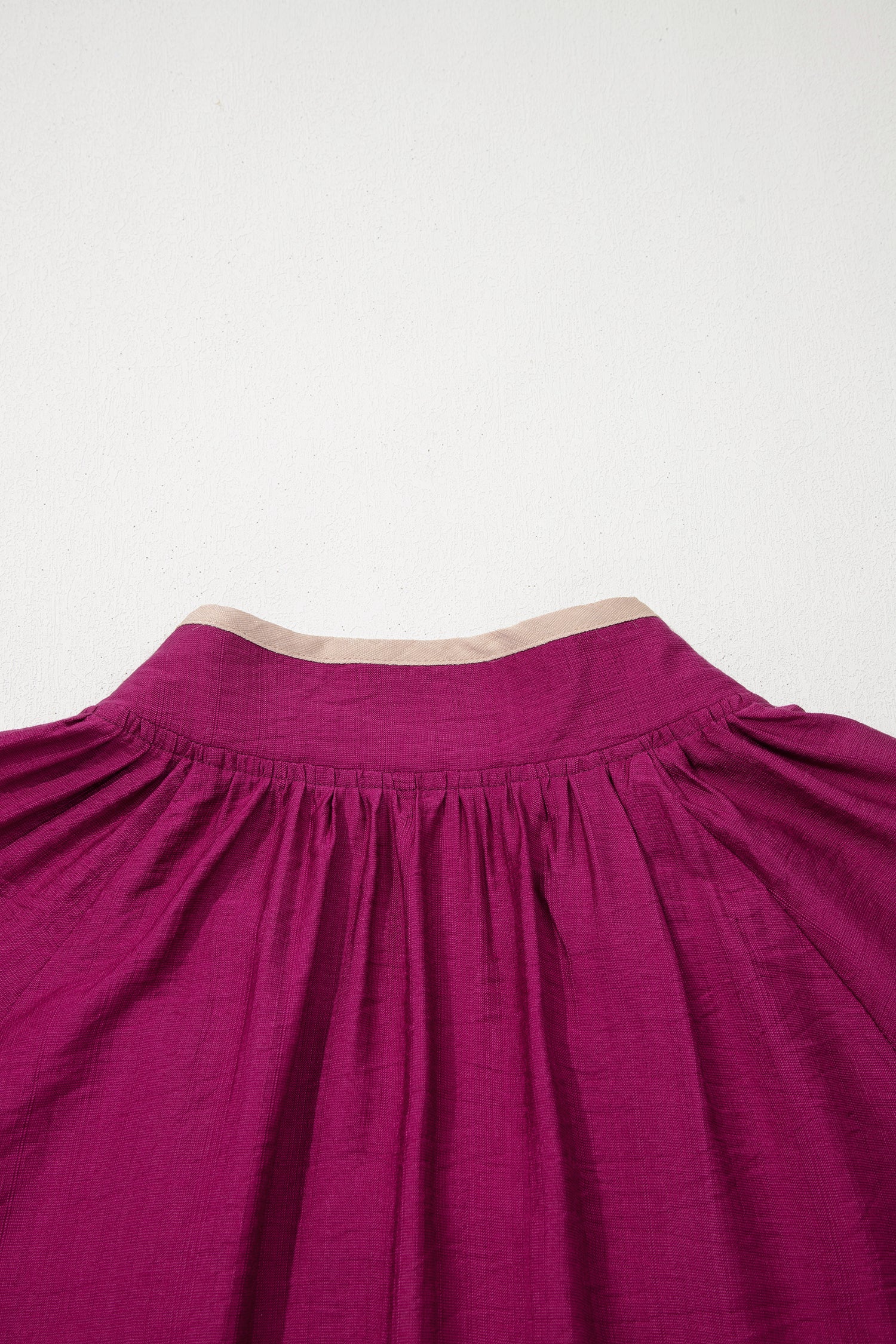 Wild Ginger Plus Size Contrast Trim Button V Neck Puffy Bracelet Sleeve Blouse-Bracelet-[Adult]-[Female]-2022 Online Blue Zone Planet