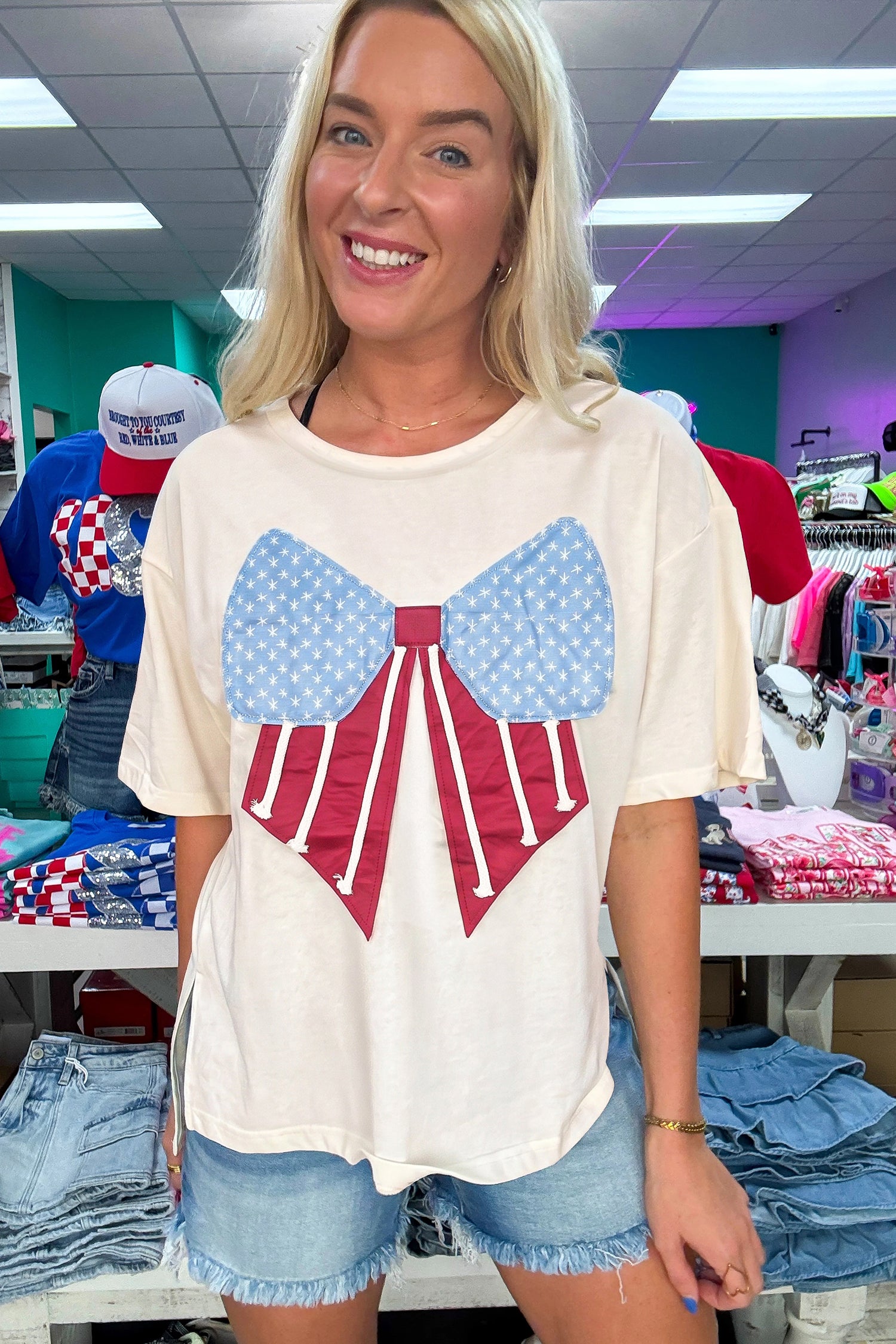 White Loose Knit Vintage Flag Bow Patched T Shirt-Tops/Tops & Tees-[Adult]-[Female]-2022 Online Blue Zone Planet