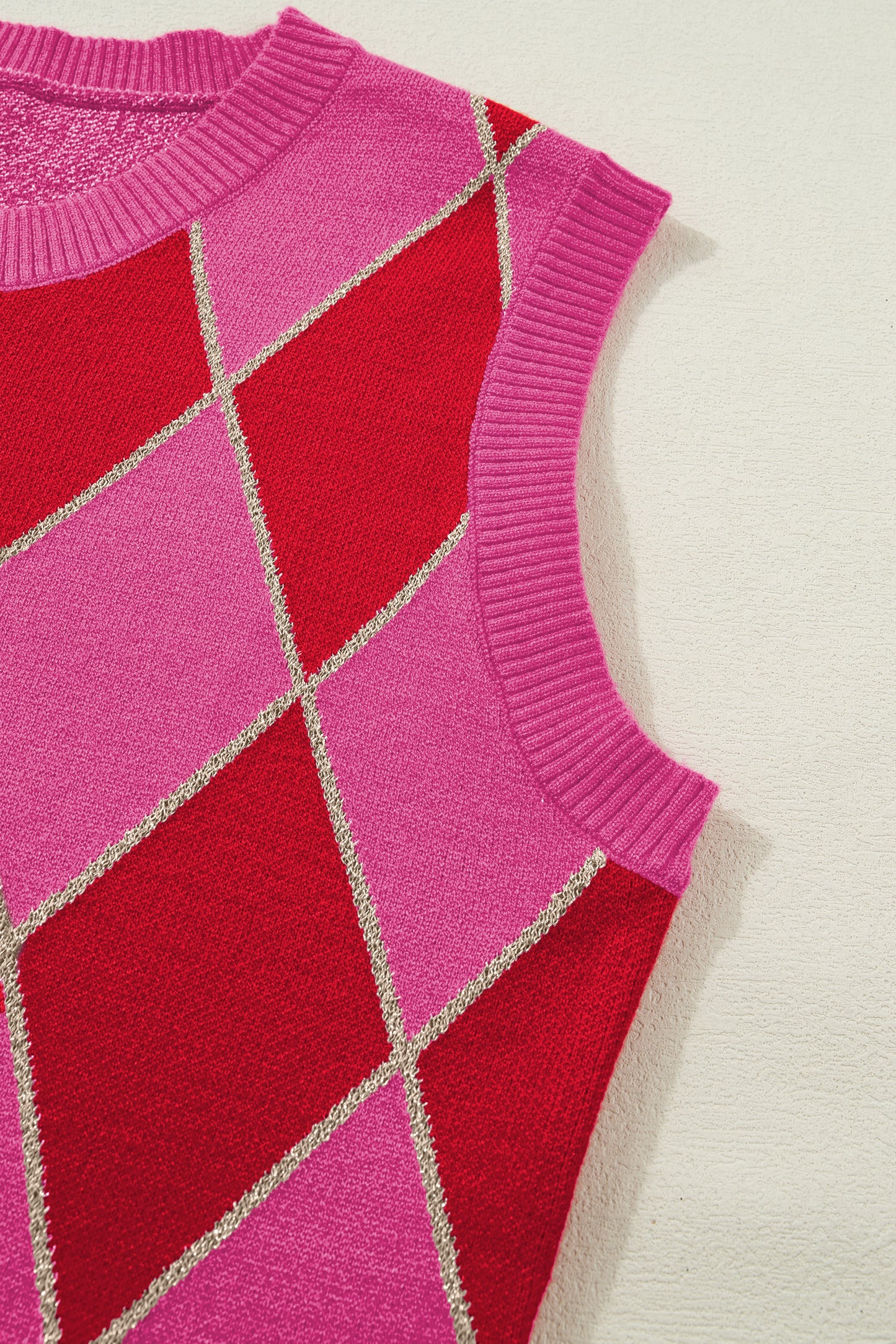Rose Glitter Trim Rhombus Pattern Knit Sweater Vest