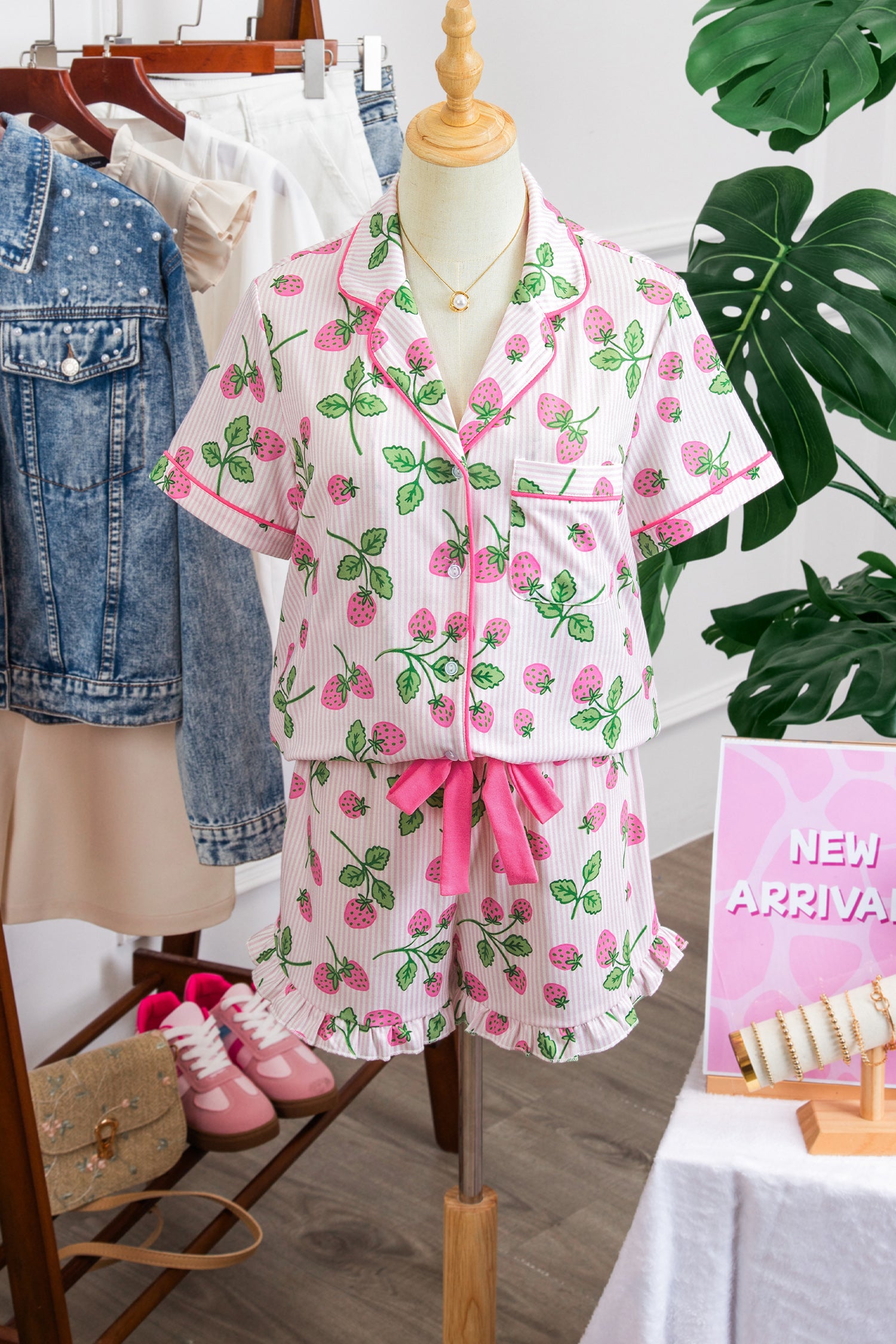 Pink Striped Strawberry Print Lapel Shirt Drawstring Shorts 2pcs Pajama Set-Loungewear & Sleepwear/Sleepwear-[Adult]-[Female]-2022 Online Blue Zone Planet