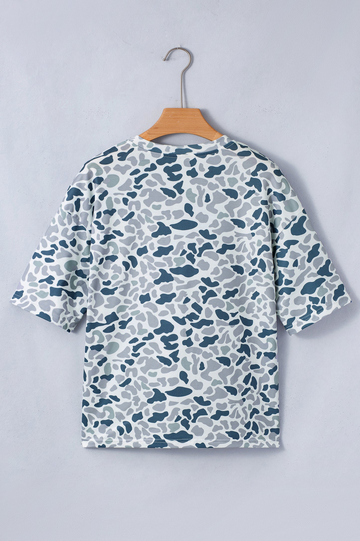 Gray Camouflage Print Single Chest Pocket V Neck Tee-Tops/Tops & Tees-[Adult]-[Female]-2022 Online Blue Zone Planet