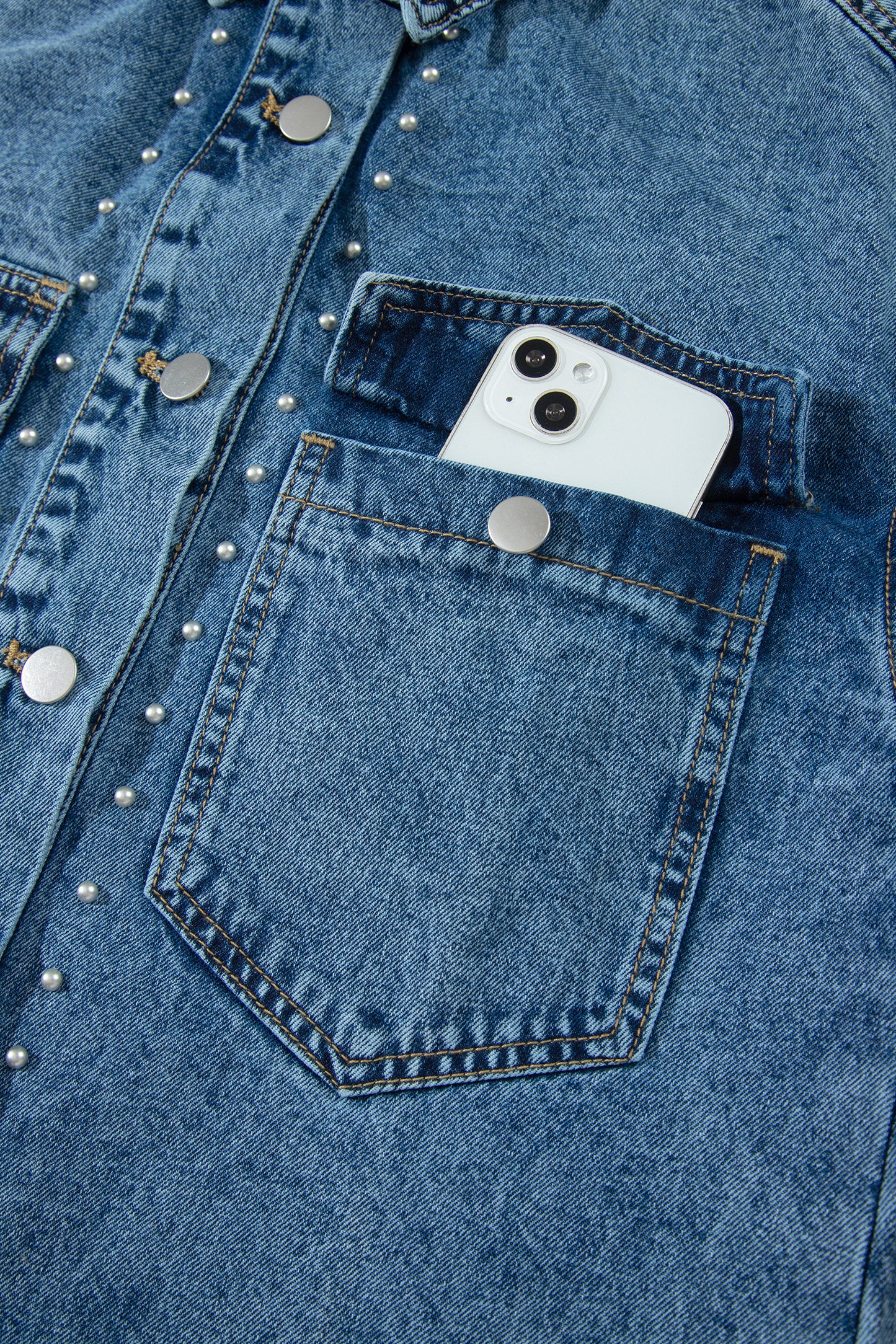 Sail Blue Rivet Embellished Western Style Regular Fit Long Sleeve Denim Jacket