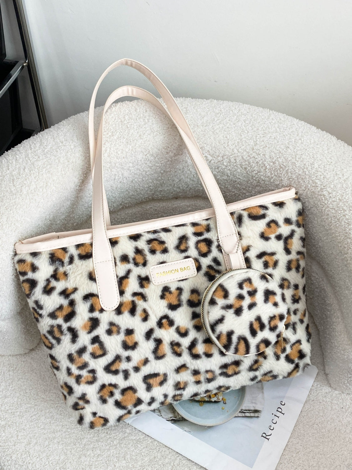 Leopard Faux Fur Tote Bag with Coin Purse-Handbags-[Adult]-[Female]-White-One Size-2022 Online Blue Zone Planet