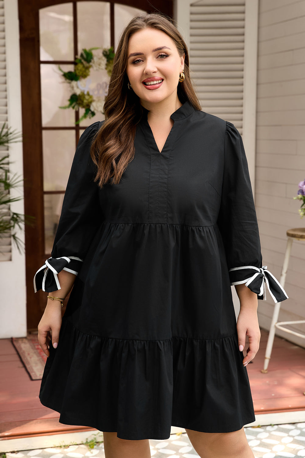 Black Contrast Trim Knot Cuffs Plus Size V Neck Mini Dress-Plus Size/Plus Size Dresses/Plus Size Mini Dresses-[Adult]-[Female]-2022 Online Blue Zone Planet