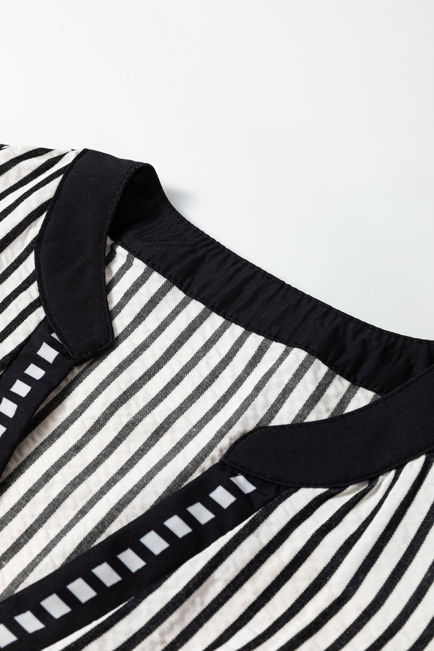 Black Stripe Double Ruffled Short Sleeve Contrast Trim V Neck Midi Dress-TOPS / DRESSES-[Adult]-[Female]-2022 Online Blue Zone Planet