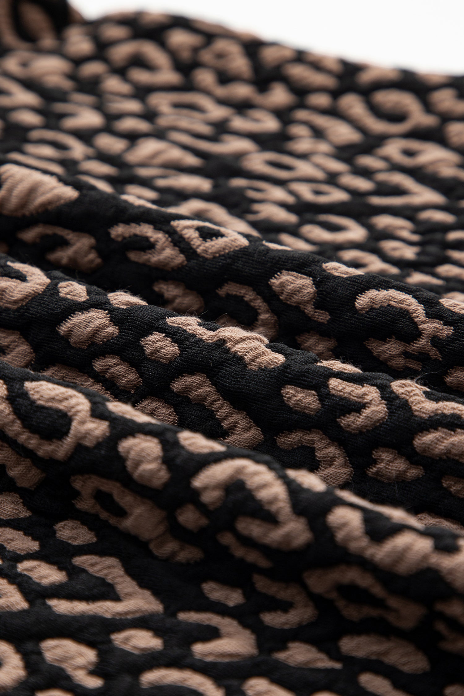 Black Leopard Print Puffy Bracelet Sleeve Contrast Trim Round Neck Top-Tops/Blouses & Shirts-[Adult]-[Female]-2022 Online Blue Zone Planet