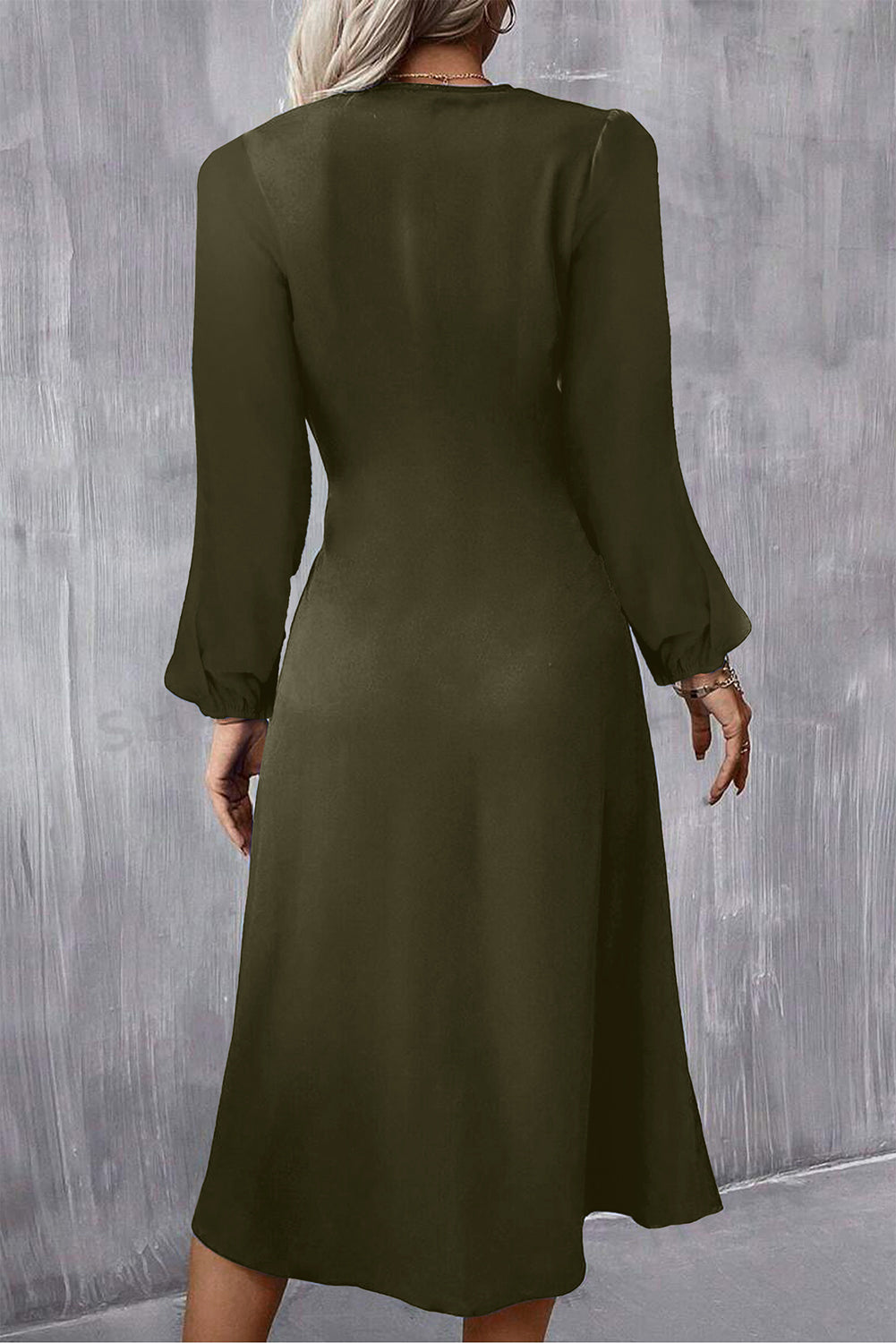 Jungle Green Solid Color Ruched Detail Long Sleeve Midi Dress