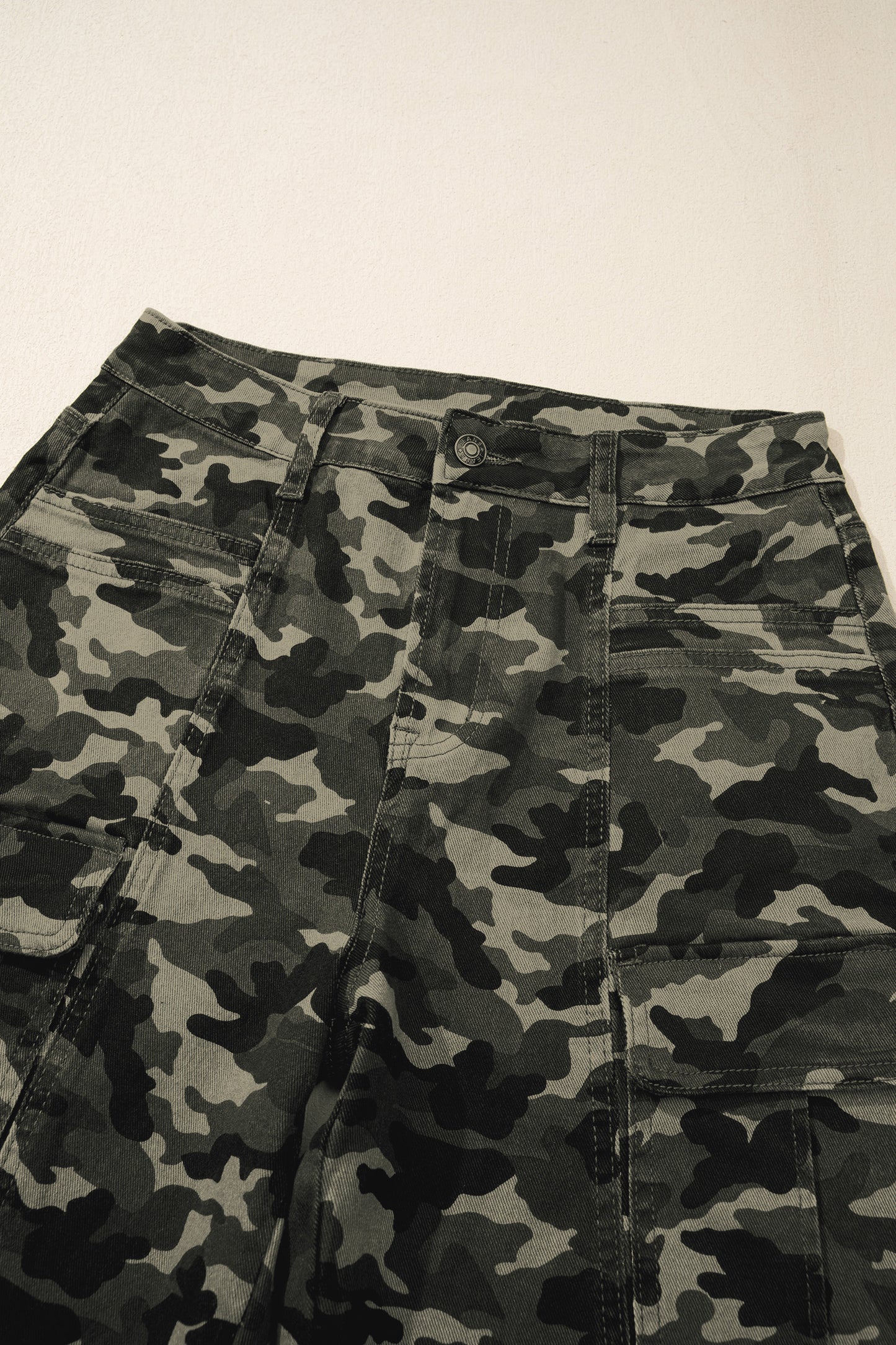 Green Camouflage Print Multi Pocketed Womens Denim Pants-Bottoms/Pants & Culotte-[Adult]-[Female]-2022 Online Blue Zone Planet