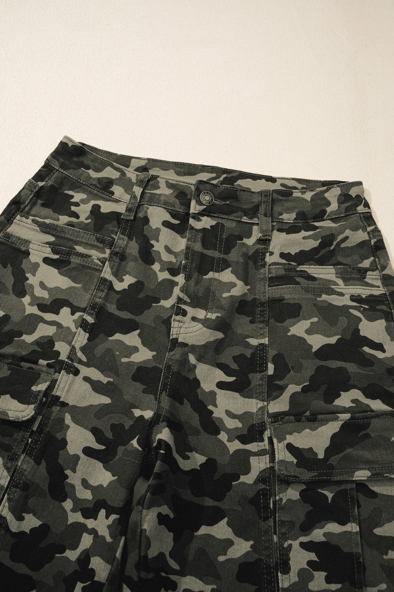 Green Camouflage Print Multi Pocketed Womens Denim Pants-Bottoms/Pants & Culotte-[Adult]-[Female]-2022 Online Blue Zone Planet