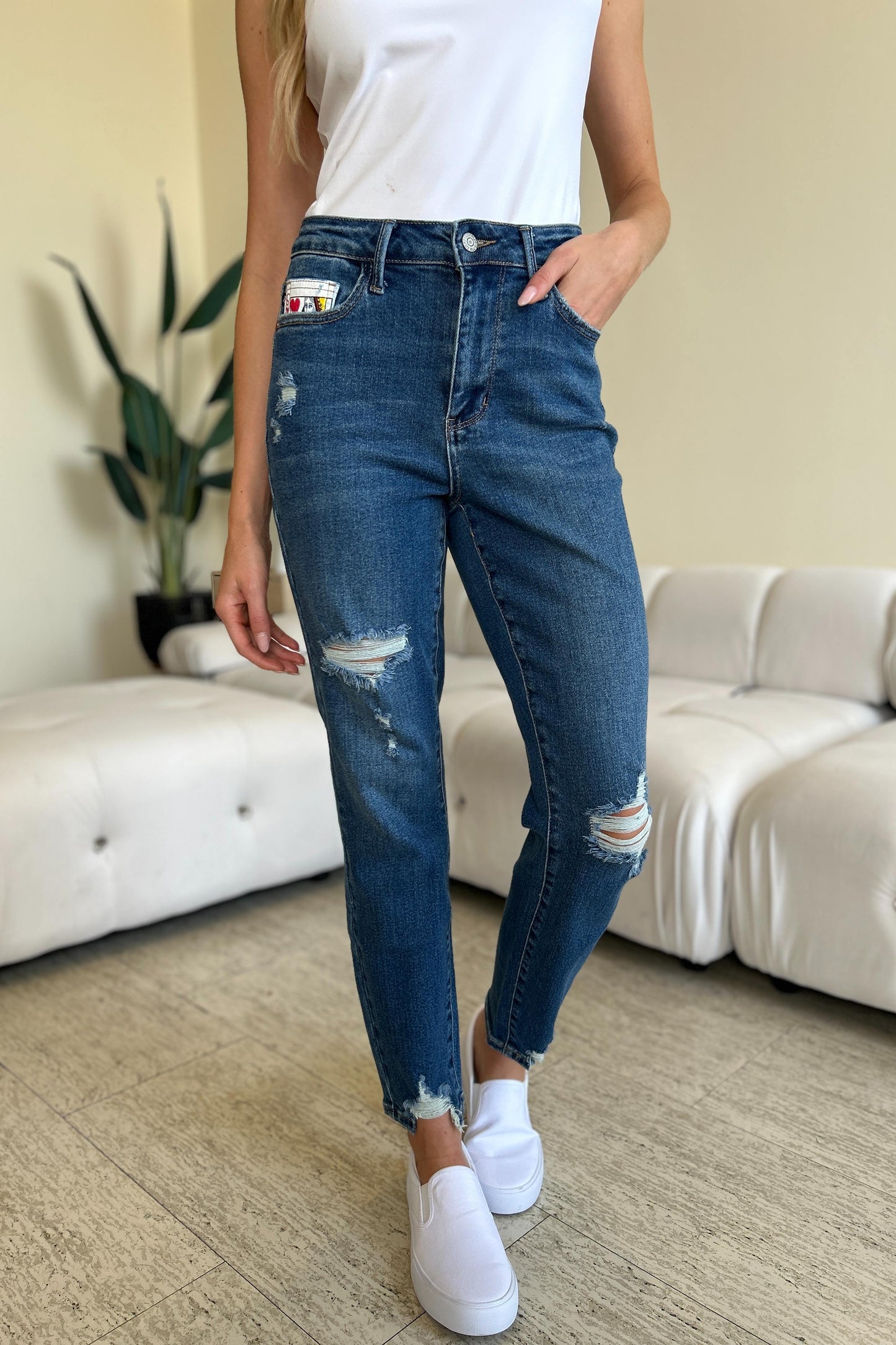 Judy Blue Full Size Queen Of Hearts Coin Pocket BF Jeans-BOTTOMS SIZES SMALL MEDIUM LARGE-[Adult]-[Female]-2022 Online Blue Zone Planet