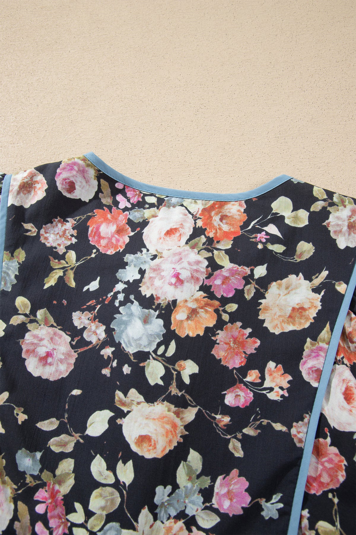 Black Floral Print Contrast Trim Tie V Neck Bracelet Sleeve Blouse-Bracelet-[Adult]-[Female]-2022 Online Blue Zone Planet
