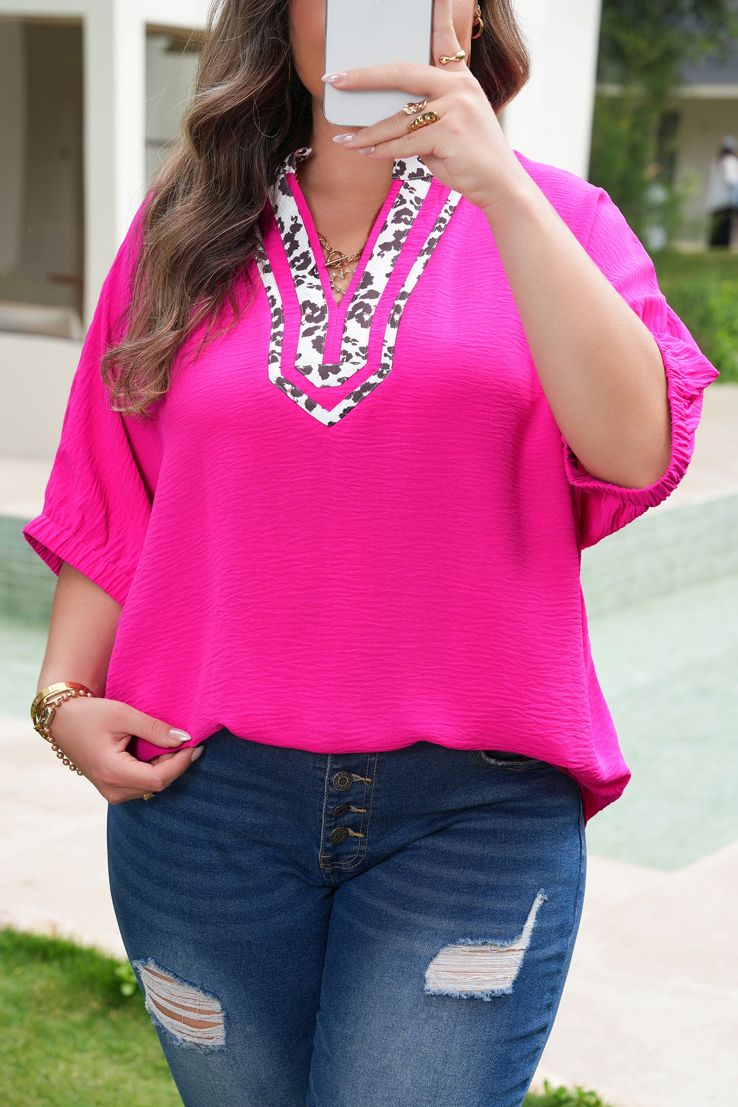 Rose Red Leopard Accent Notched Neck Plus Size Short Sleeve Top-Plus Size/Plus Size Tops/Plus Size Blouses & Shirts-[Adult]-[Female]-2022 Online Blue Zone Planet