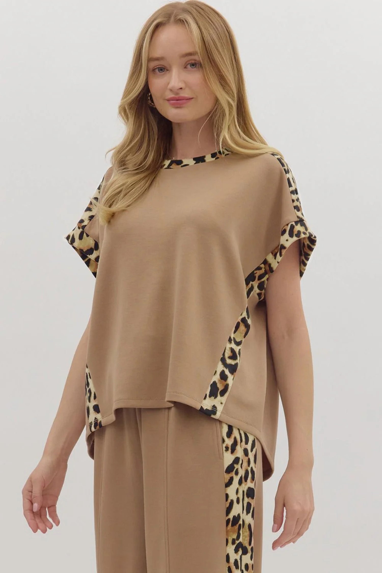 Light French Beige Leopard Trim Round Neck Loose T Shirt-Tops/Tops & Tees-[Adult]-[Female]-2022 Online Blue Zone Planet