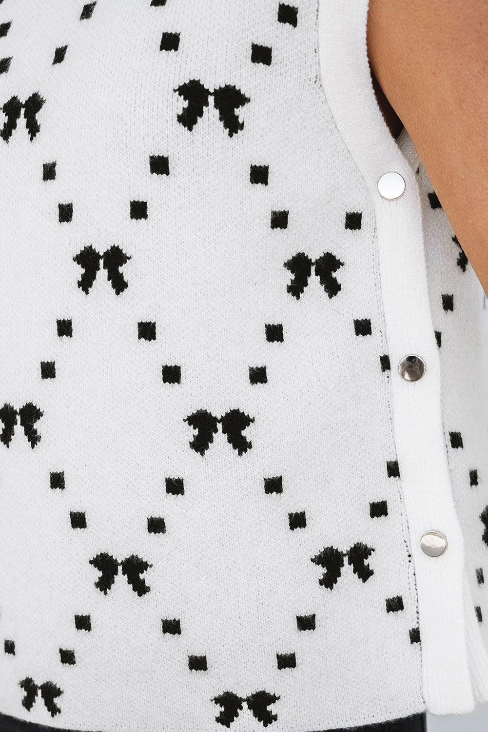 White Bow Pattern Buttoned Side Cropped Sweater Vest-Sweaters & Cardigans/Sweater Vests-[Adult]-[Female]-2022 Online Blue Zone Planet