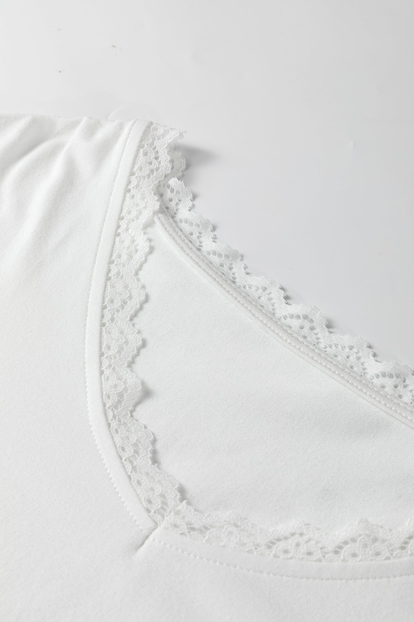 White Lace Trim V Neck Cuffed Long Sleeve Loose Top-Tops/Long Sleeve Tops-[Adult]-[Female]-2022 Online Blue Zone Planet