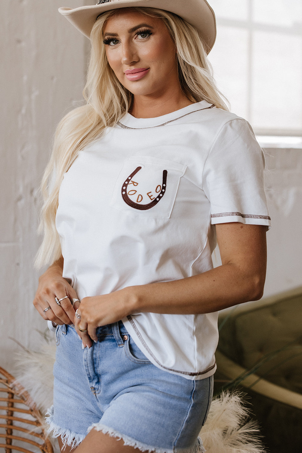 White Rodeo Horseshoe Embroidered Patch Pocket T Shirt-Tops/Tops & Tees-[Adult]-[Female]-2022 Online Blue Zone Planet