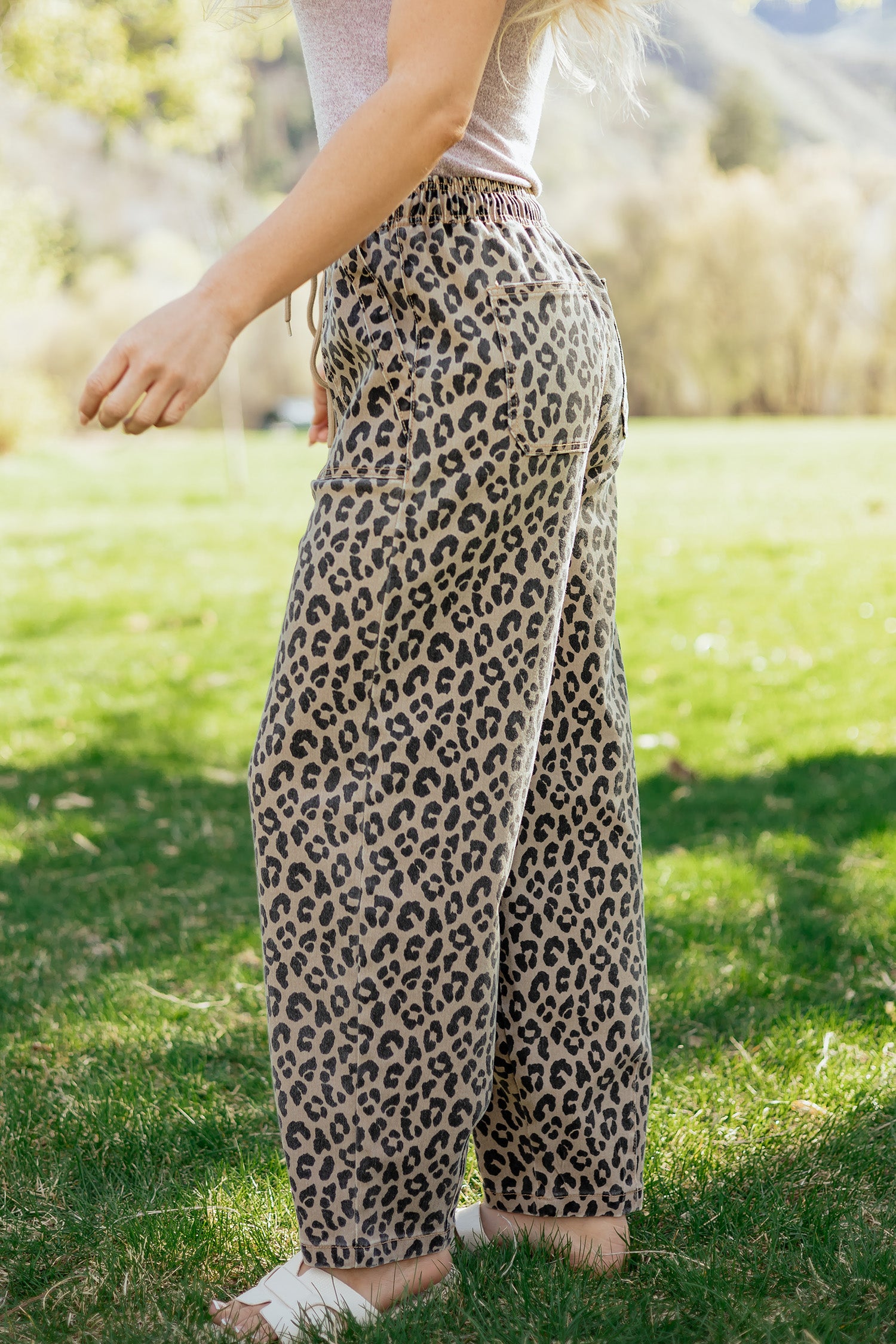 Khaki Leopard Print Drawstring Elastic Waist Loose Denim Pants with Pockets-Bottoms/Jeans-[Adult]-[Female]-2022 Online Blue Zone Planet
