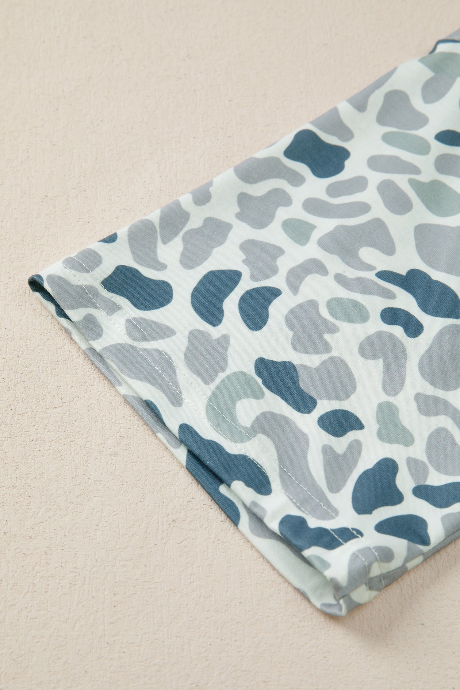 Gray Camouflage Print Single Chest Pocket V Neck Tee-Tops/Tops & Tees-[Adult]-[Female]-2022 Online Blue Zone Planet