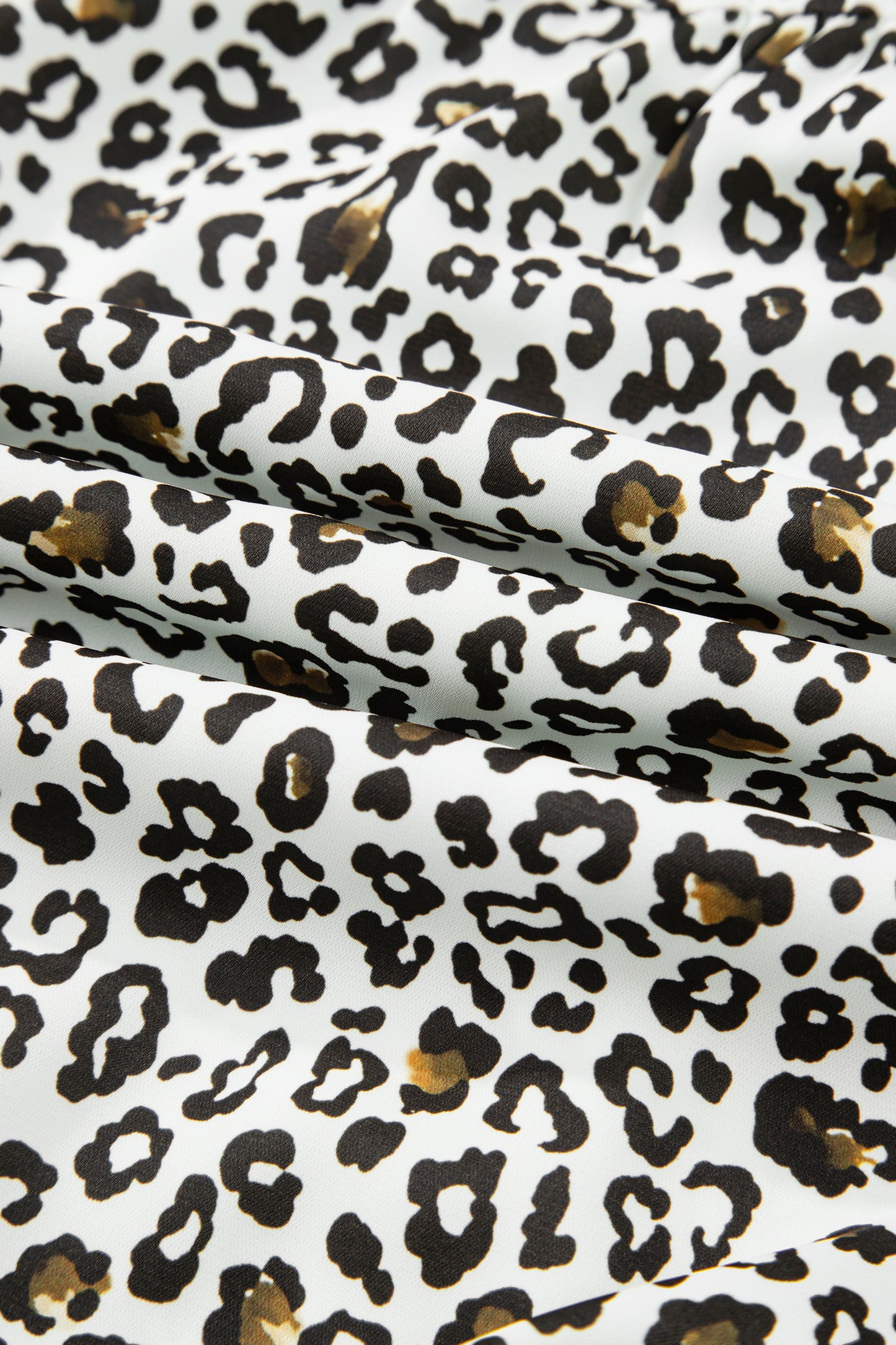 Khaki Plus Size Buttoned Contrast Trim Puff Sleeve Leopard Print Blouse-Plus Size/Plus Size Tops/Plus Size Blouses & Shirts-[Adult]-[Female]-2022 Online Blue Zone Planet