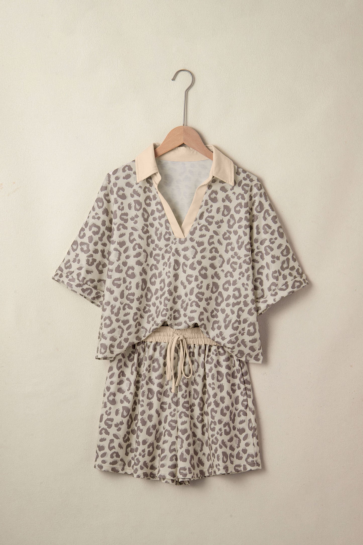 Khaki V Neck Collar Leopard Printed 2pcs Short Set-Two Piece Sets/Short Sets-[Adult]-[Female]-2022 Online Blue Zone Planet