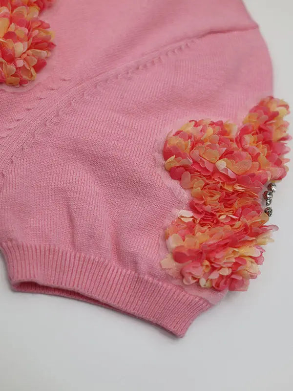 Blue Zone Planet |  contrasting flower sweet pink round neck short-sleeved sweater BLUE ZONE PLANET