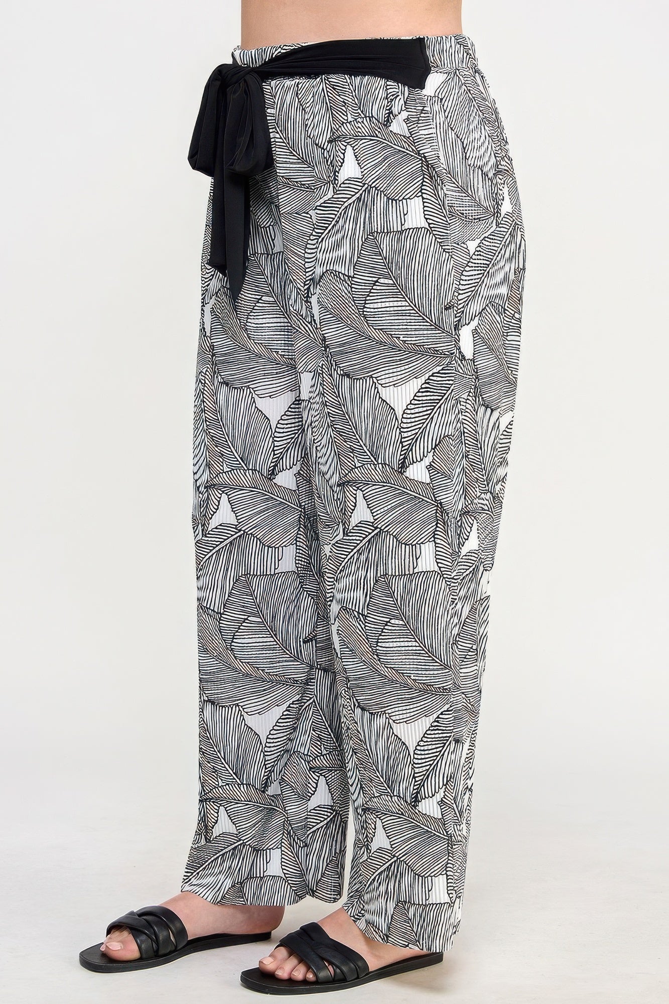 Blue Zone Planet | Plisse Palm Print Pants-[Adult]-[Female]-2022 Online Blue Zone Planet