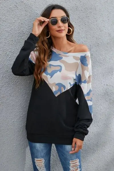 Camouflage Round Neck Long Sleeve Sweatshirt BLUE ZONE PLANET