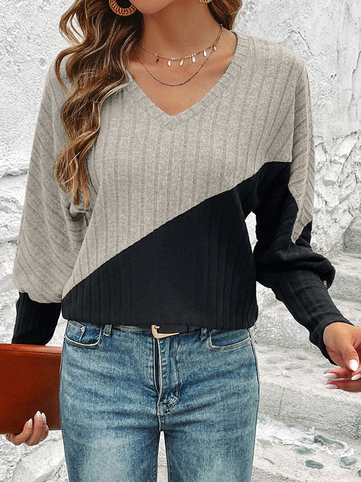 Contrast Buttoned V-Neck Blouse BLUE ZONE PLANET